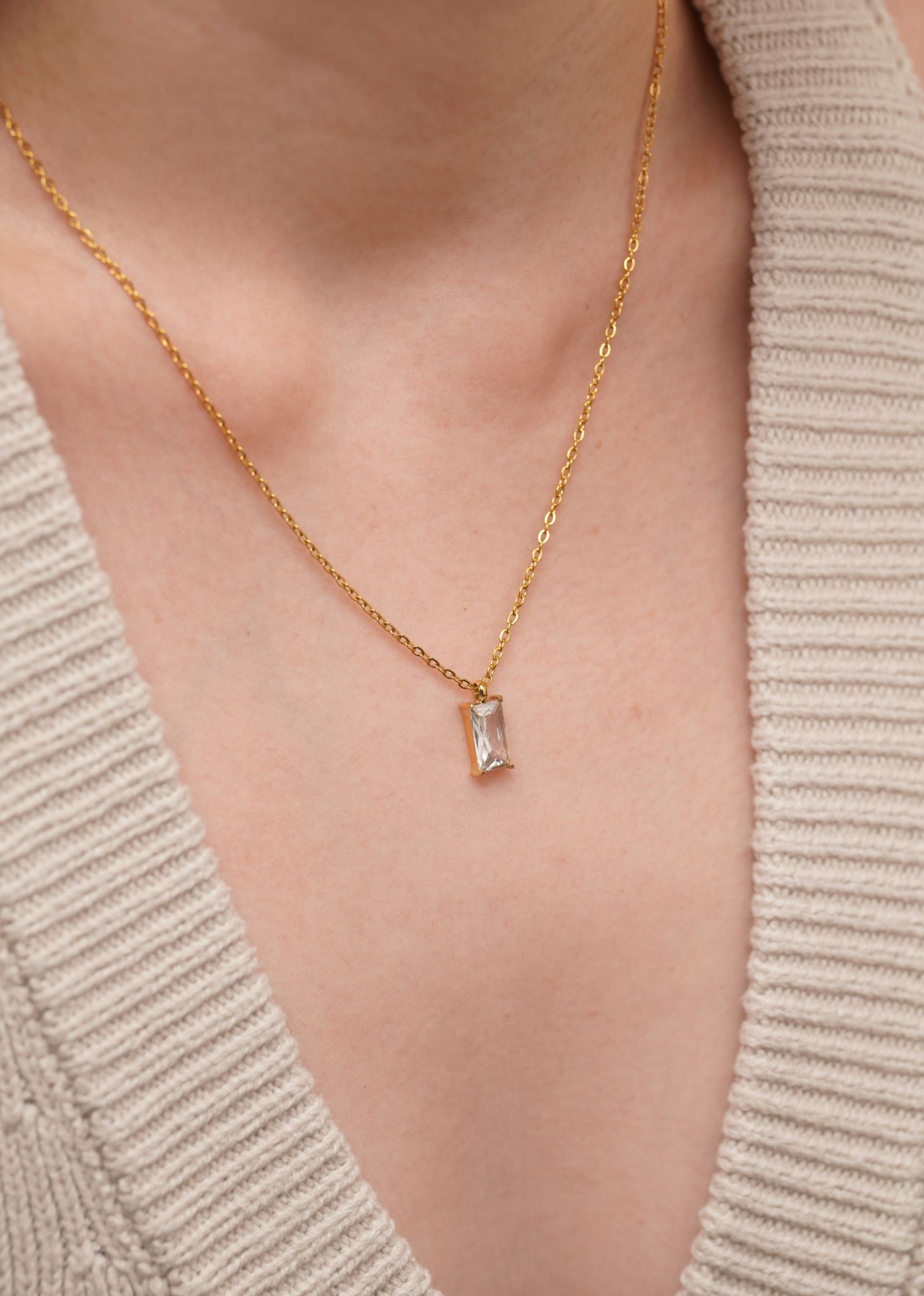Verity Classic Pendant Gold Chain Necklace