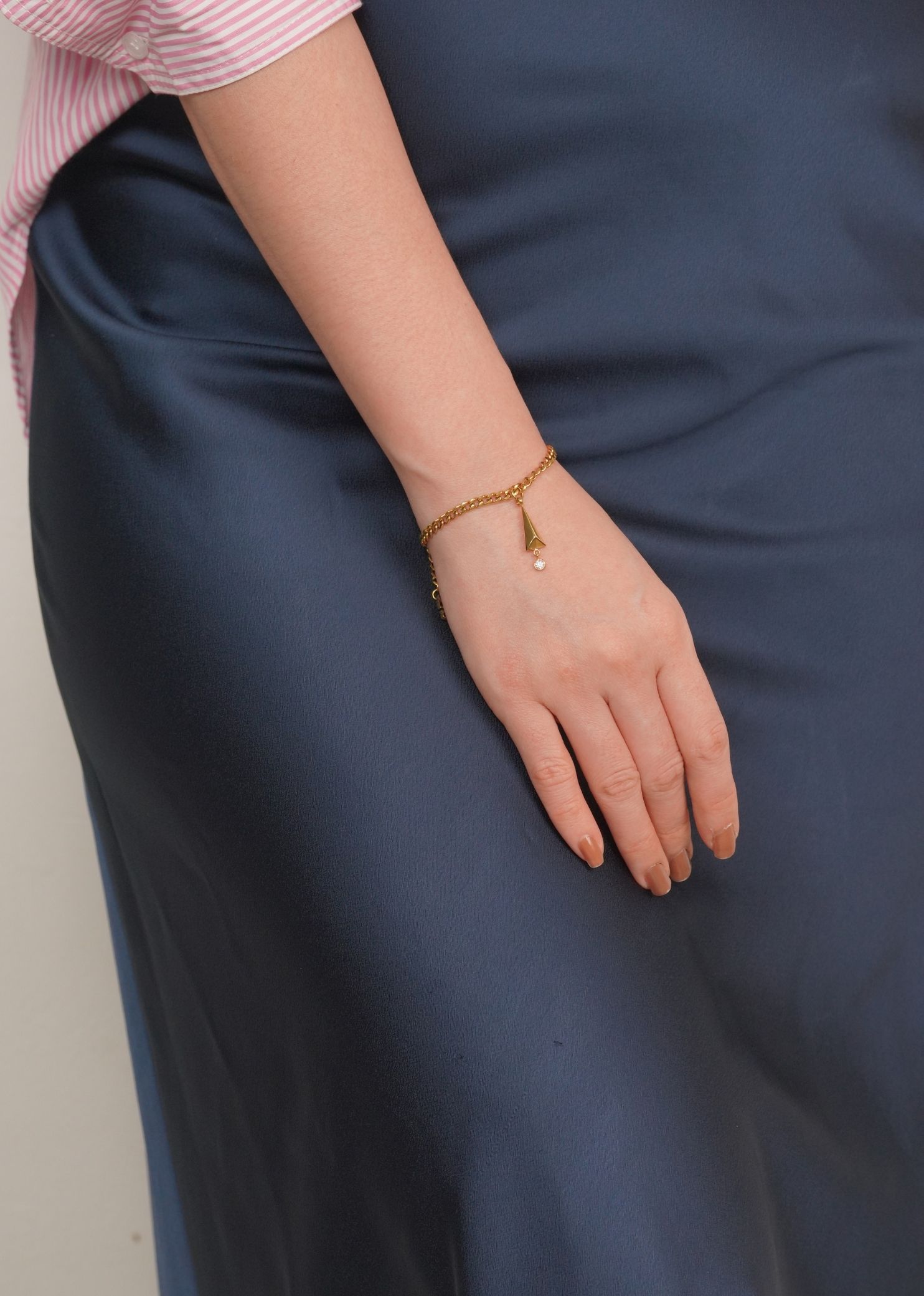 Bibelot Gold Pendant with Curb Chain Bracelet