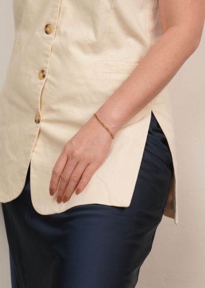 Curb Chain Gold Bracelet