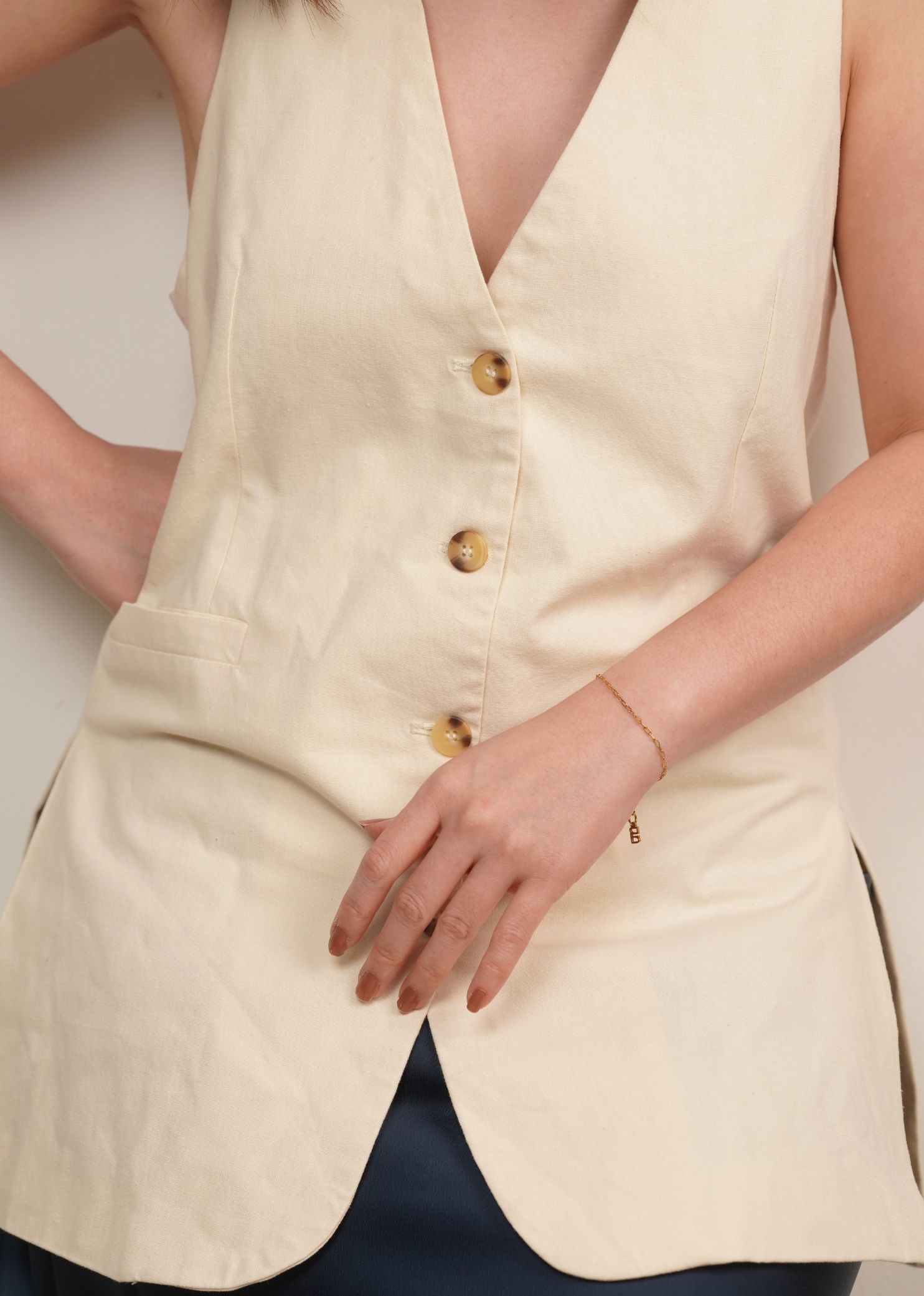 Isla Thin Gold Chain Bracelet