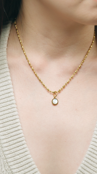 Serene Seed Gold Necklace