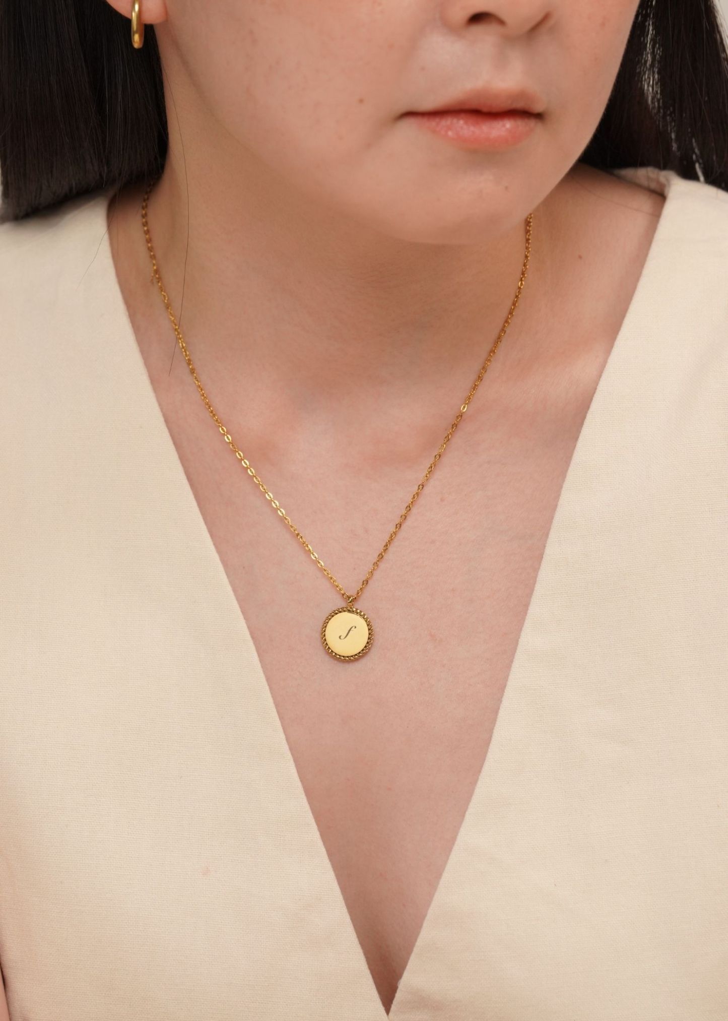 Dana Gold Chain Pendant Necklace