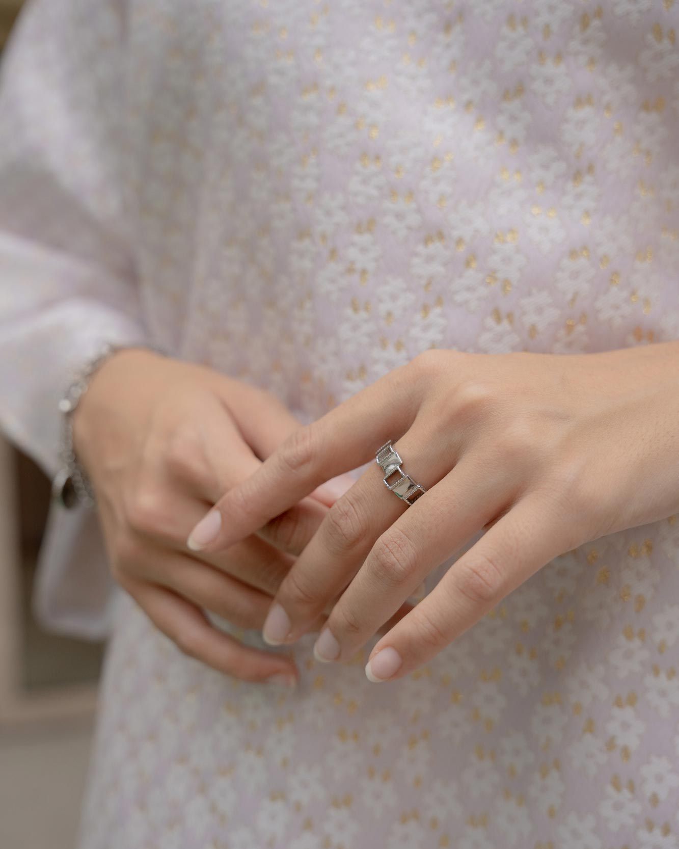 Mira Bold Silver Ring