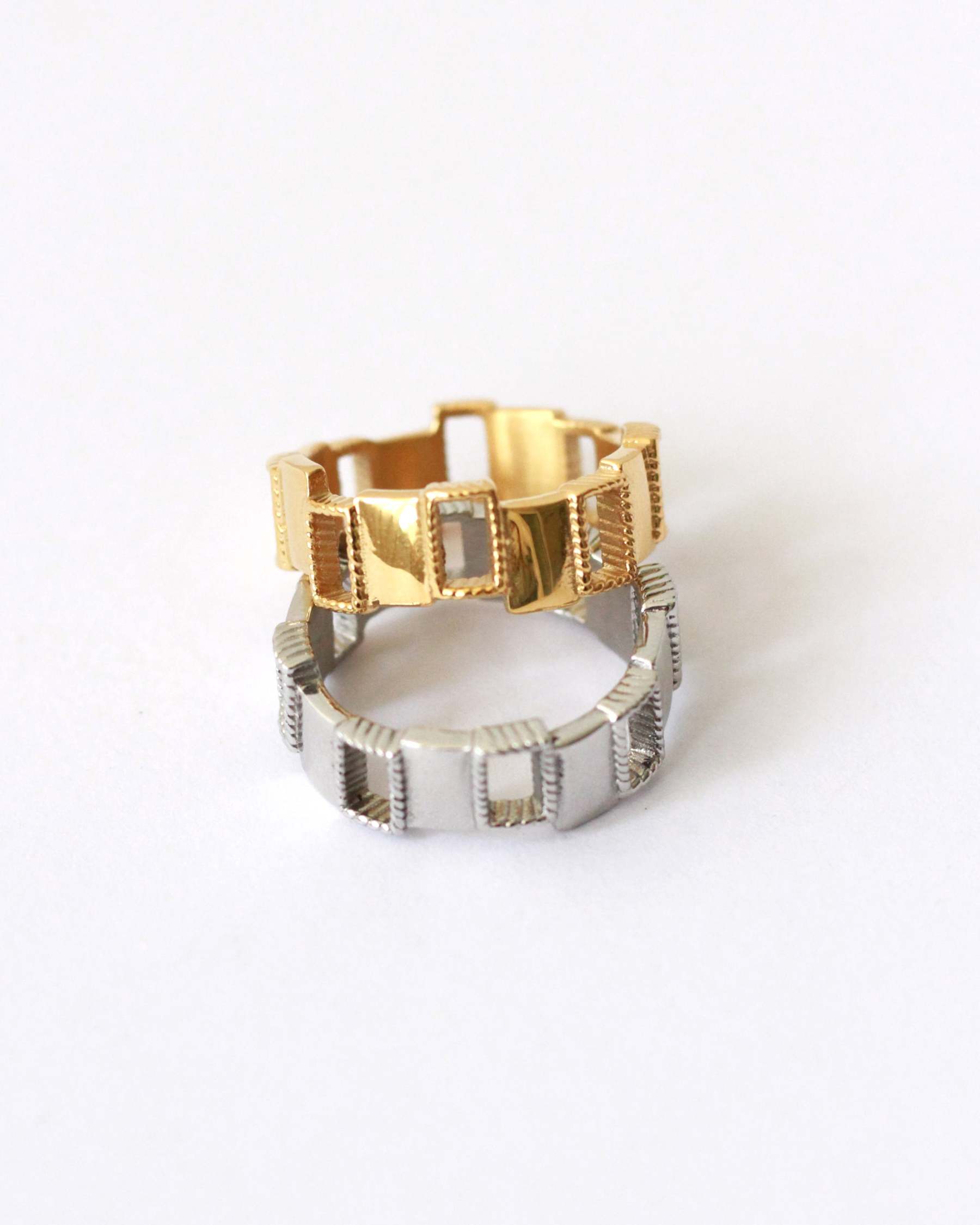 Mira Bold Silver Ring