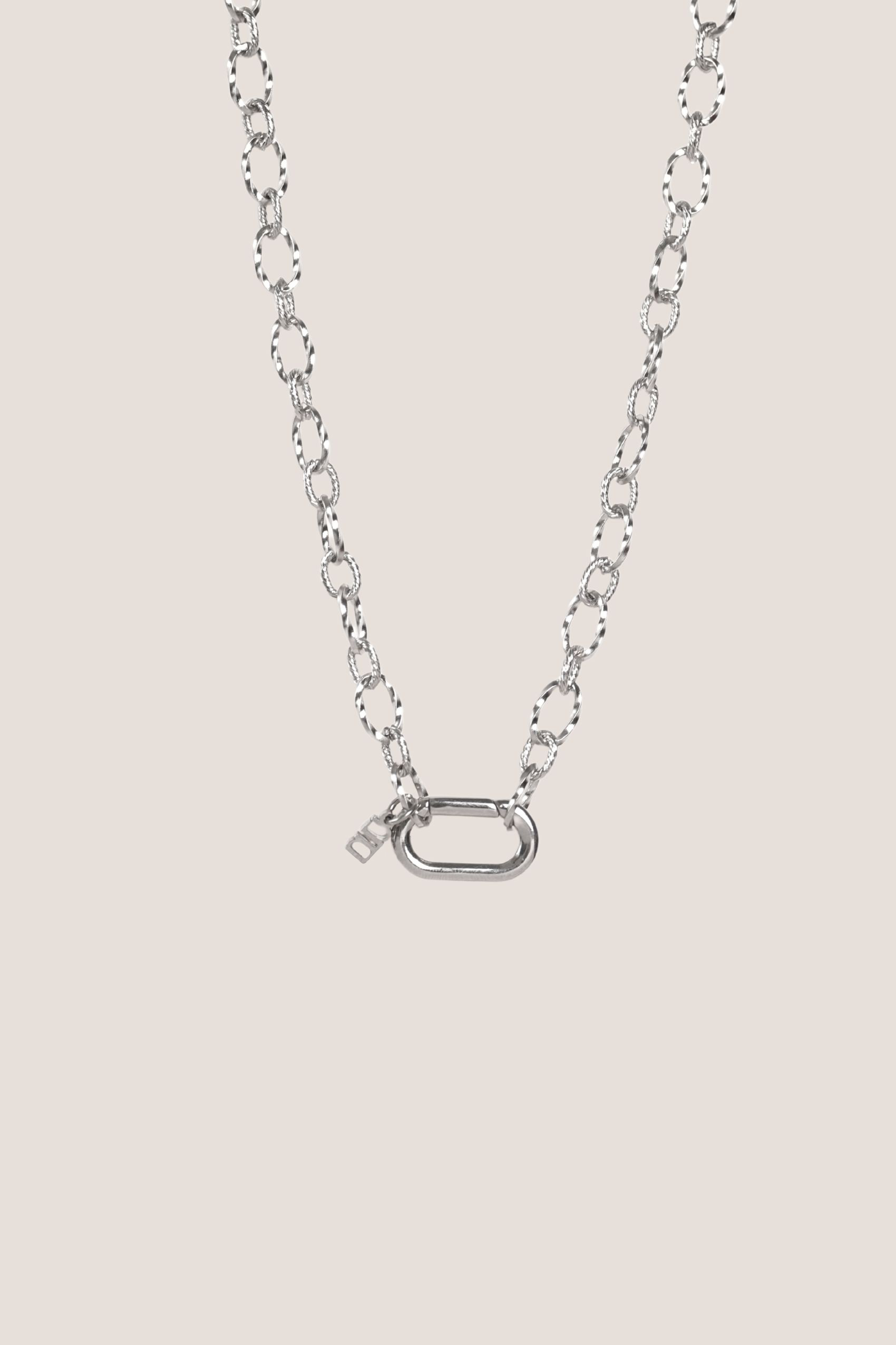 Nue Silver Necklace