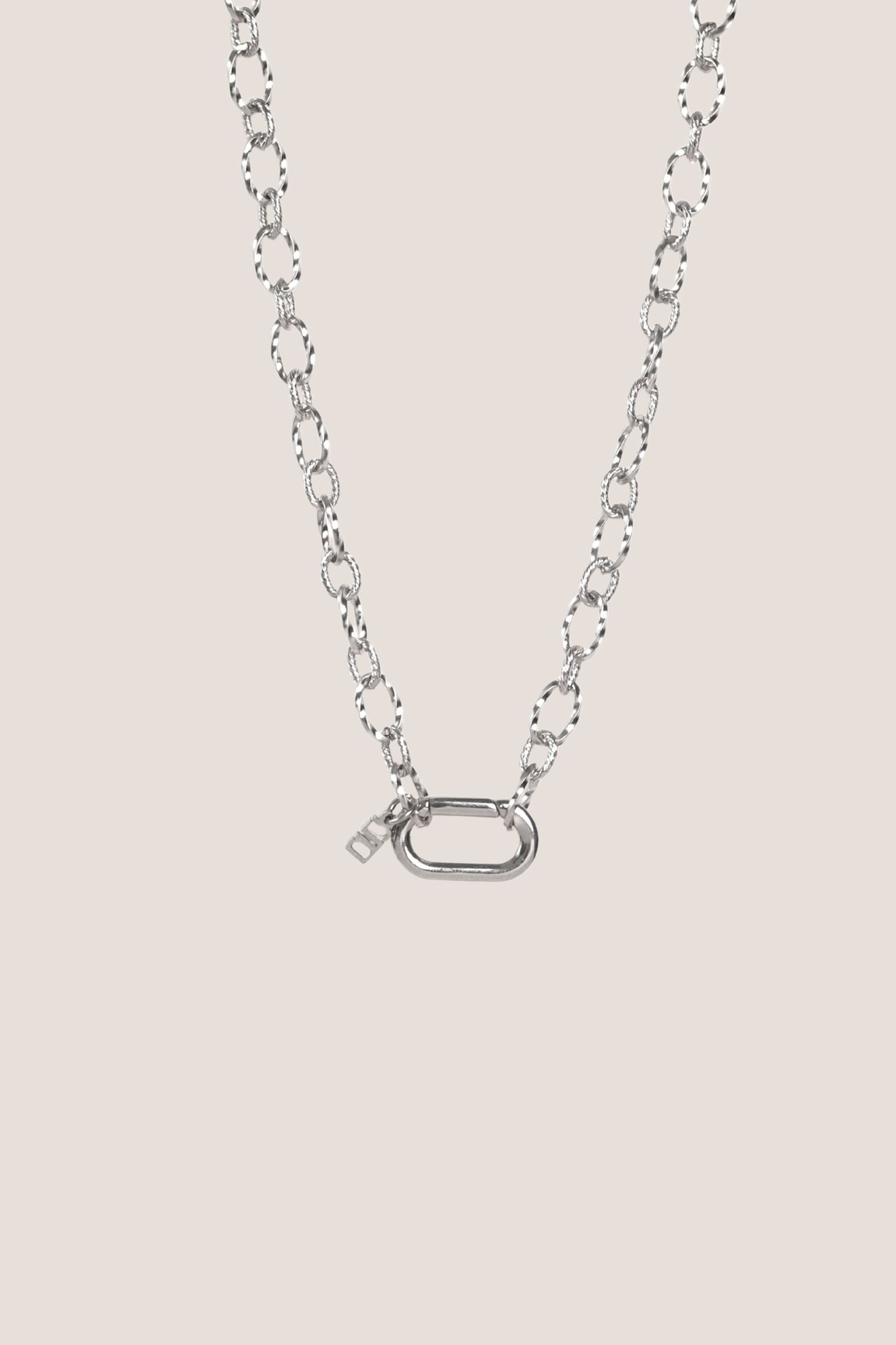 Nue Silver Necklace