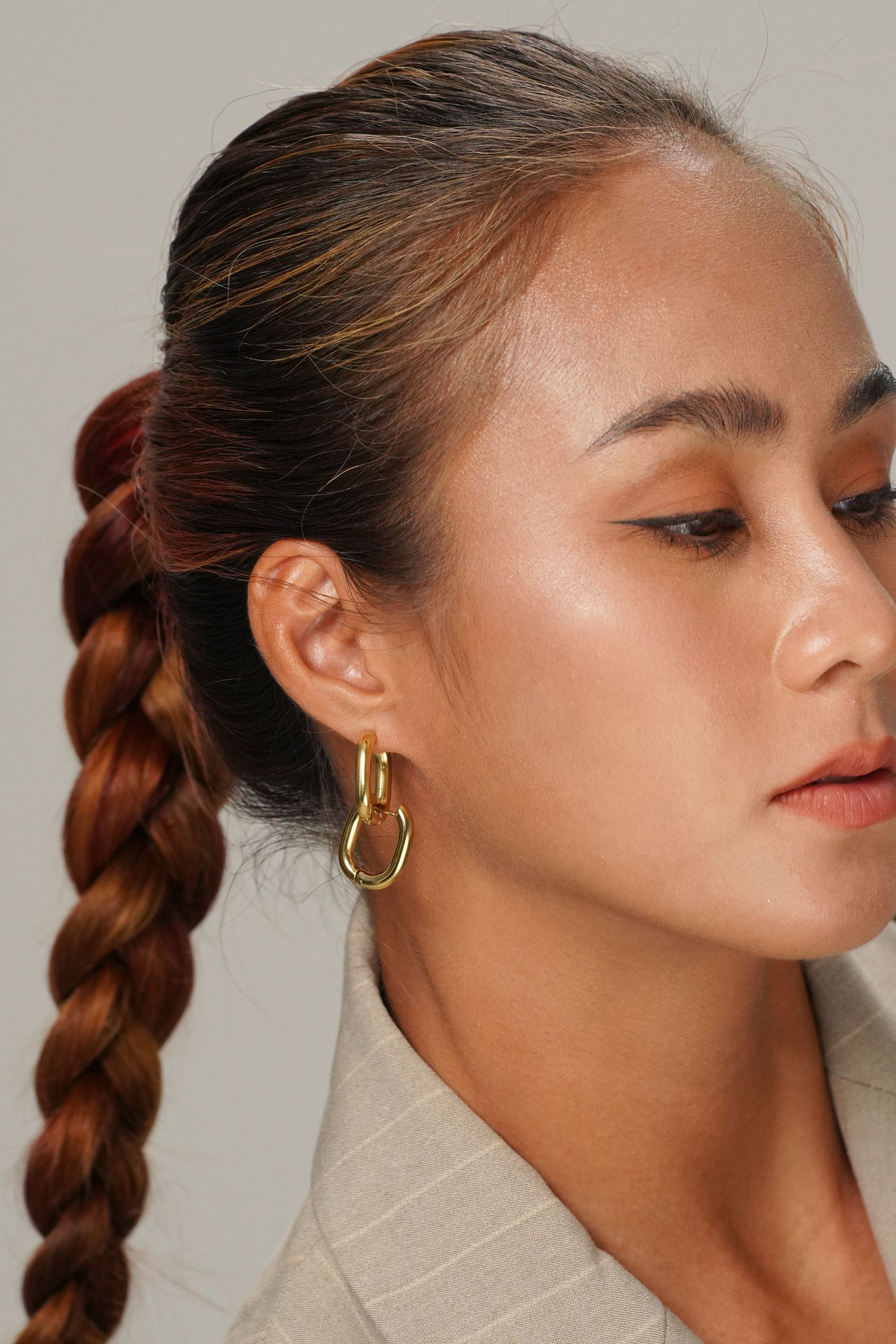 Oval Gold Hoop Earrings