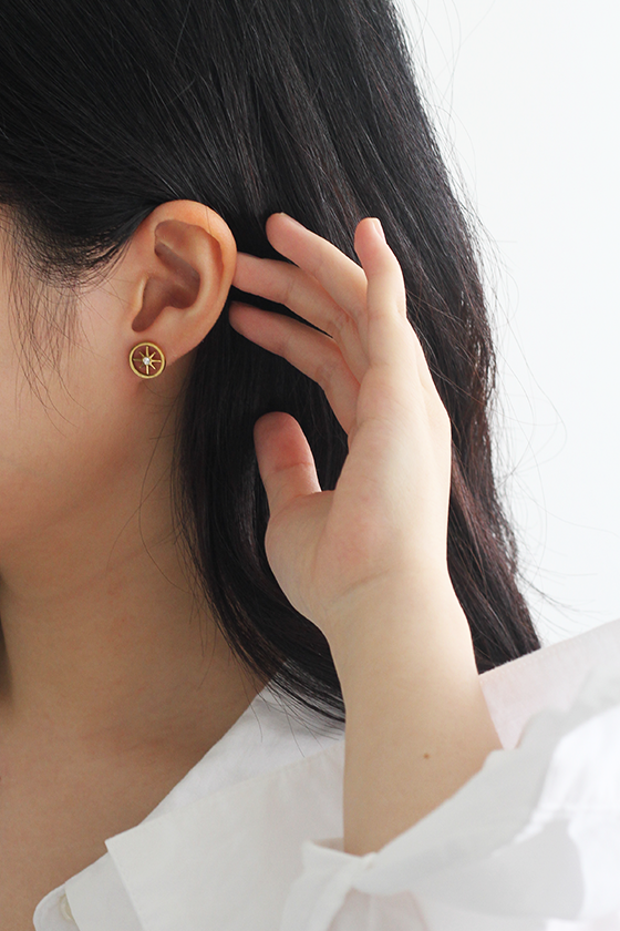 Path Gold Stud Earrings