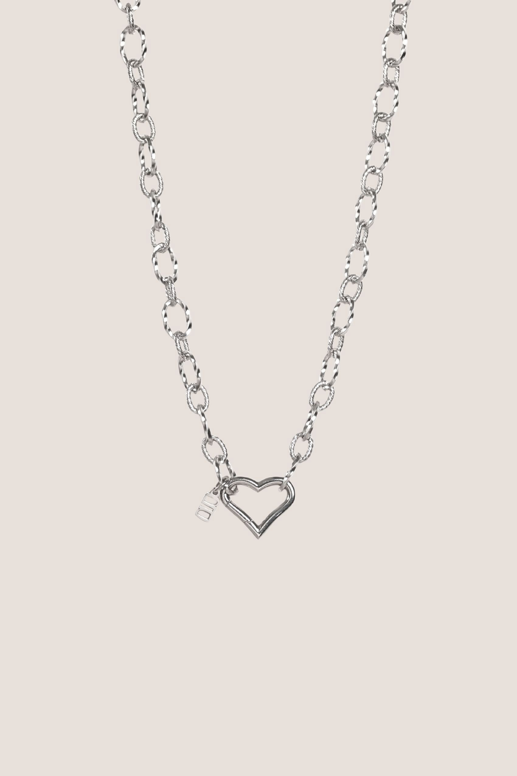 Nue Silver Necklace