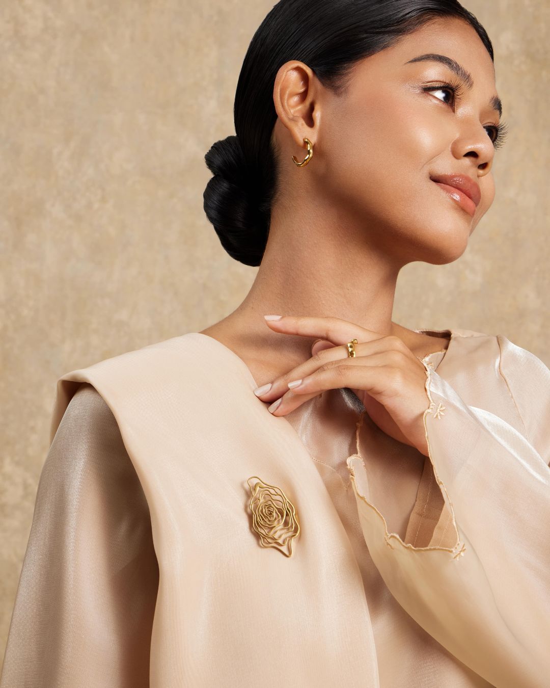 Rosette Gold Brooch Earrings