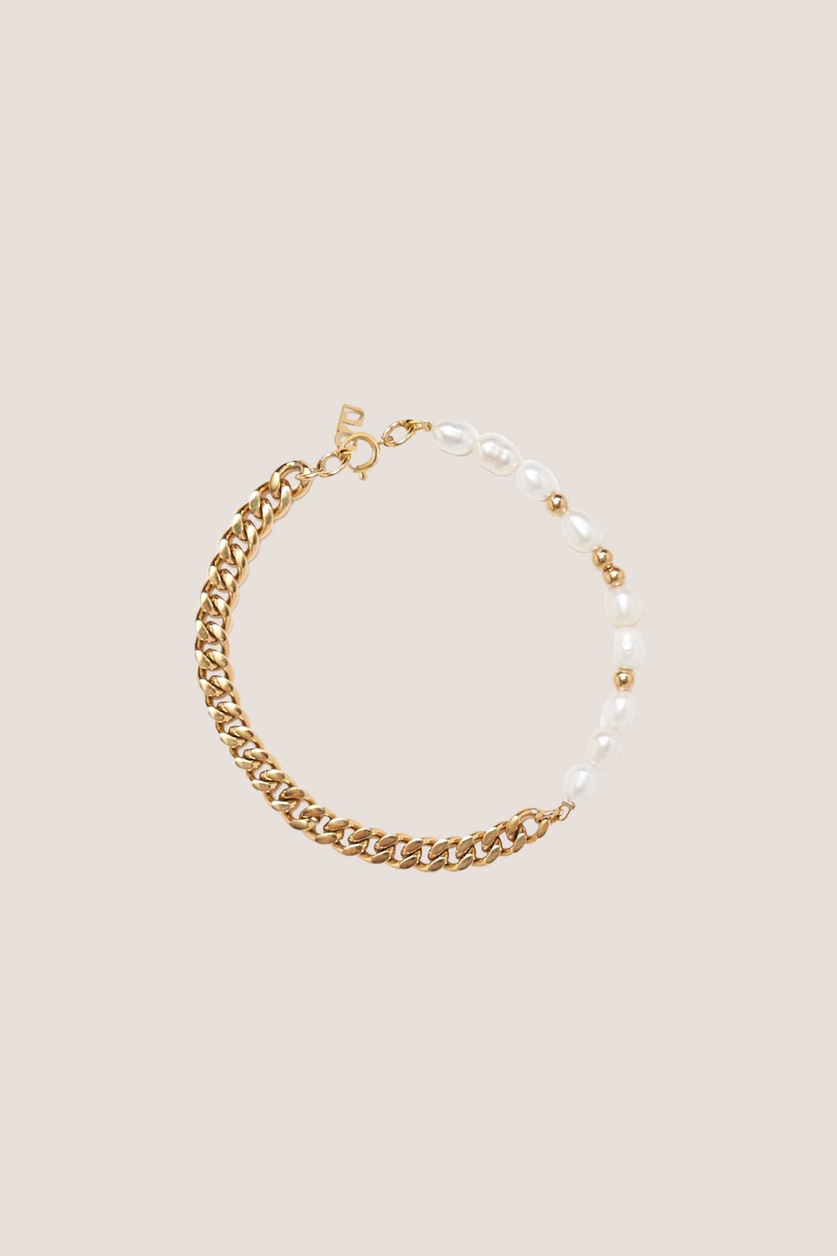 Allure Pearl Gold Chain Bracelet