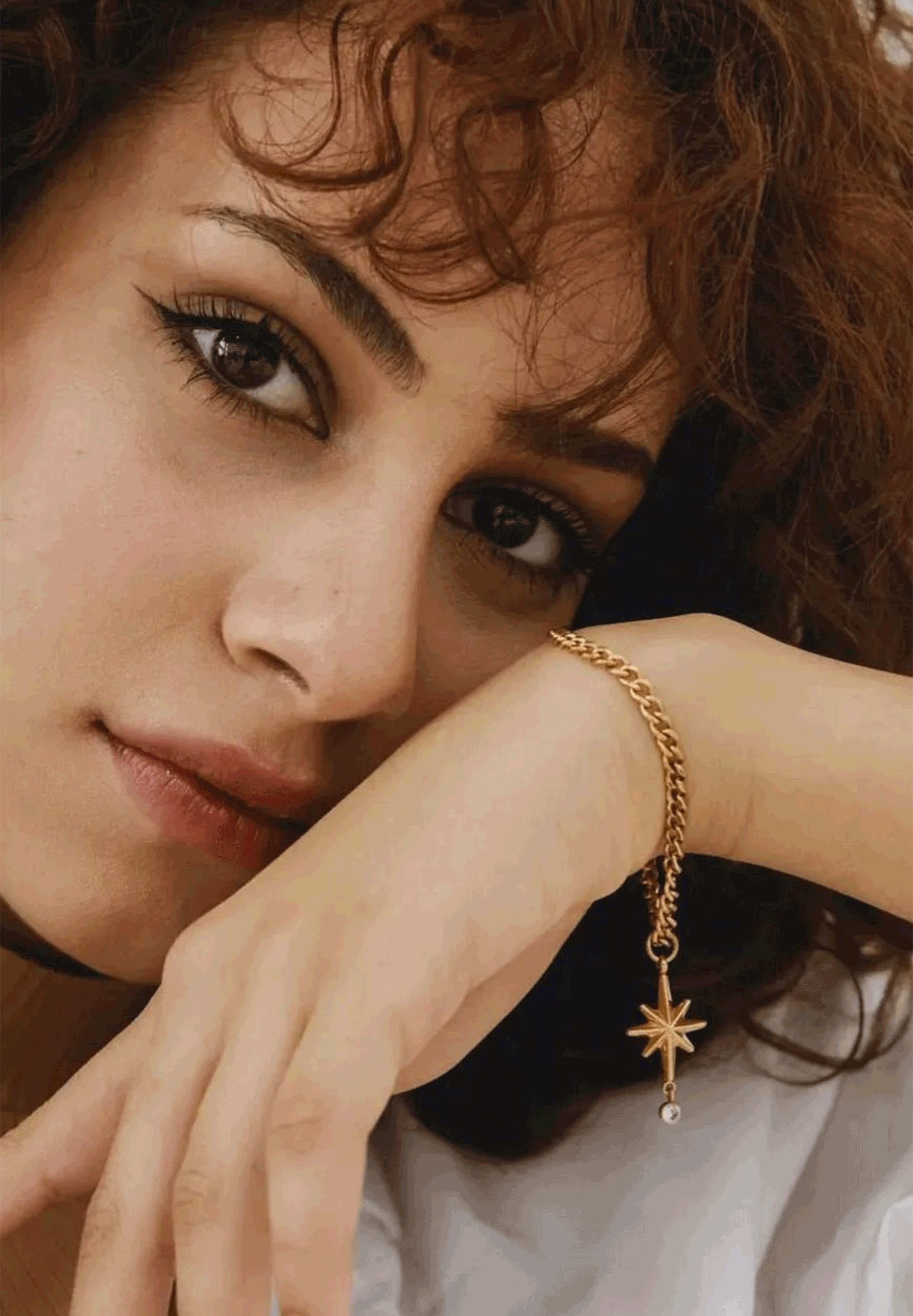 Stardust Gold Pendant with Curb Chain Bracelet