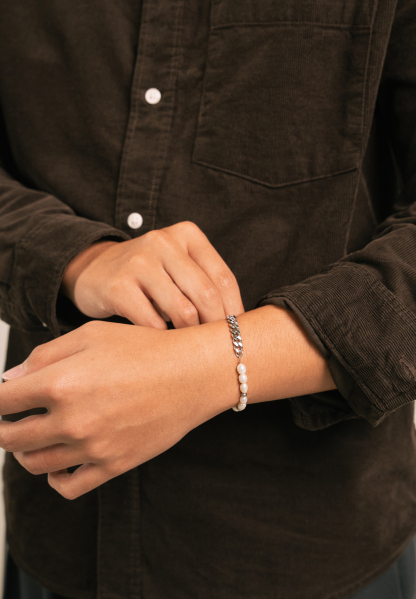 Allure Pearl Silver Chain Bracelet