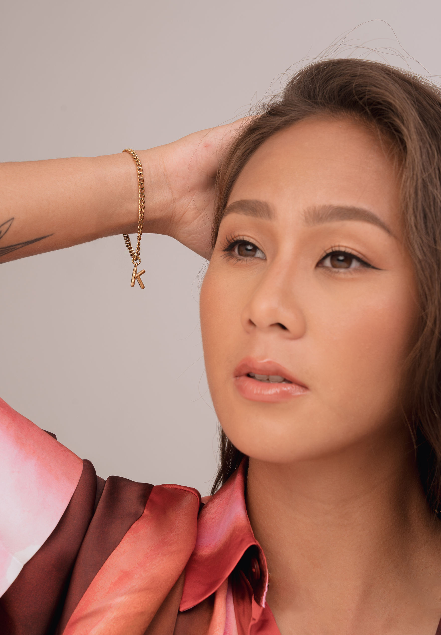 Alphabet Gold Pendant with Curb Chain Bracelet
