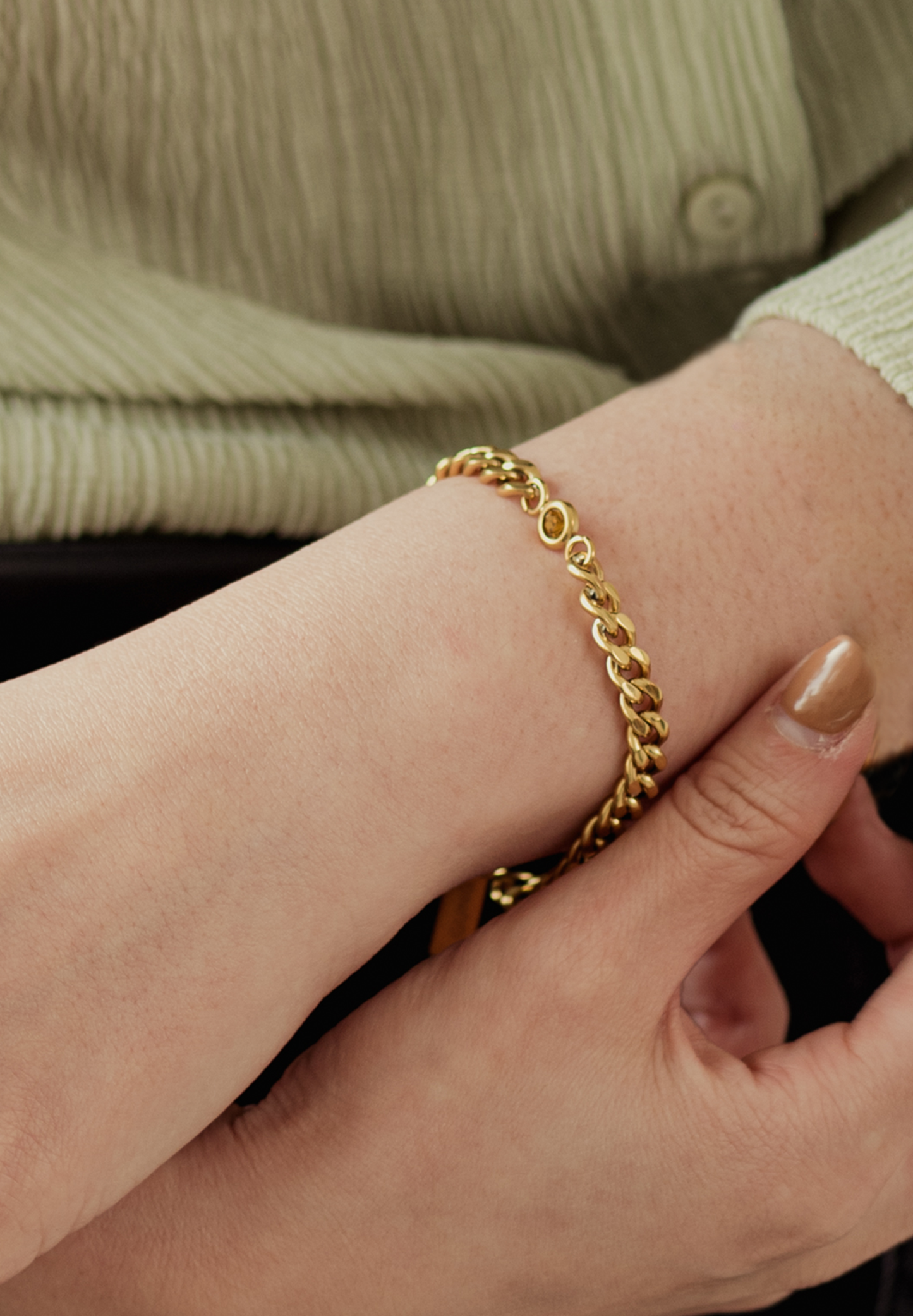 Andonis Curb Gold Chain Bracelet