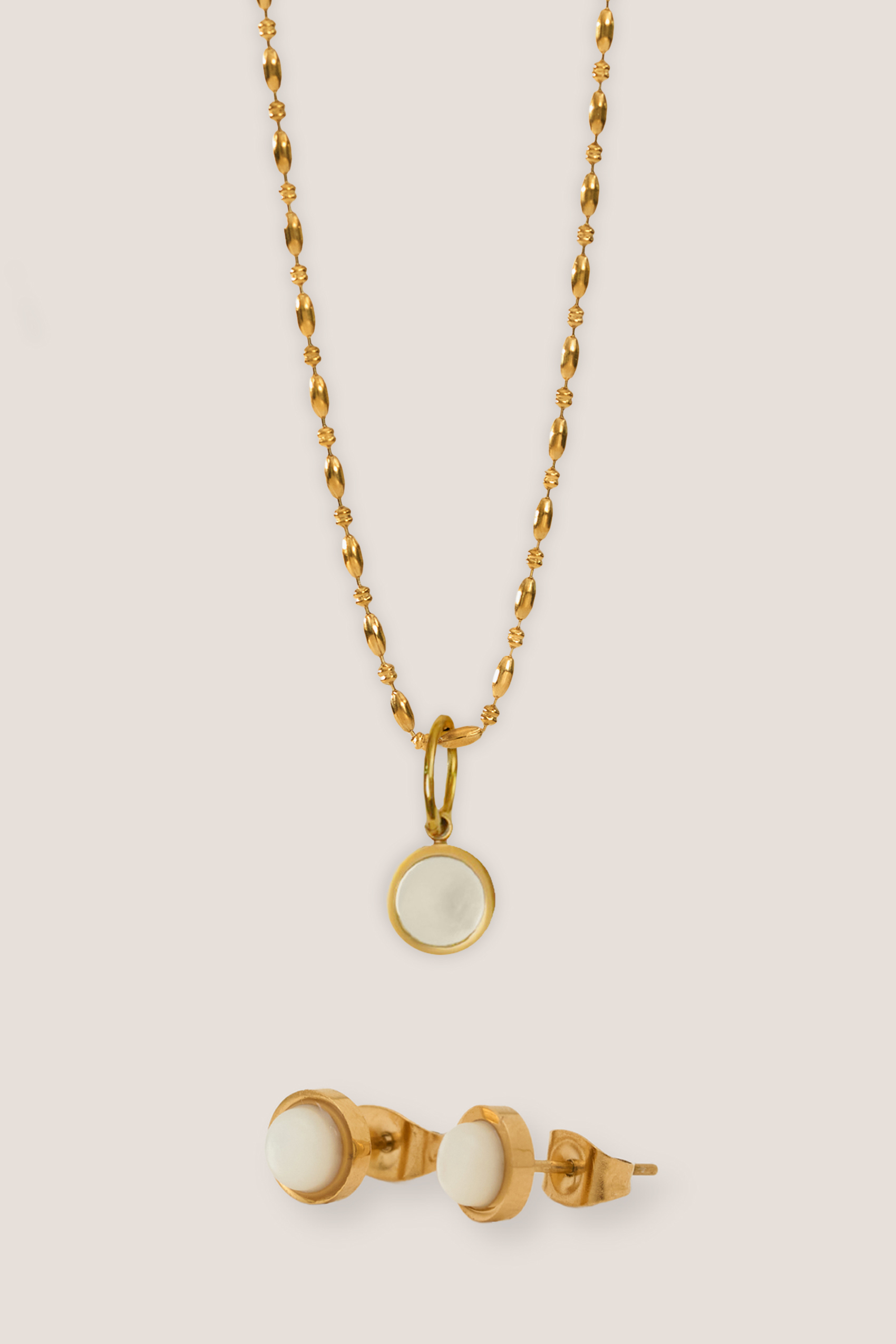 For the Classic Timeless Mom