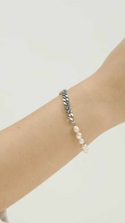 Allure Pearl Silver Chain Bracelet