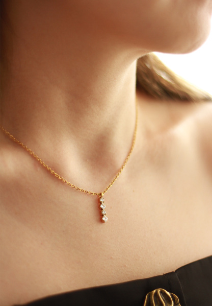 Classic Mystic Gold Chain Pendant Necklace