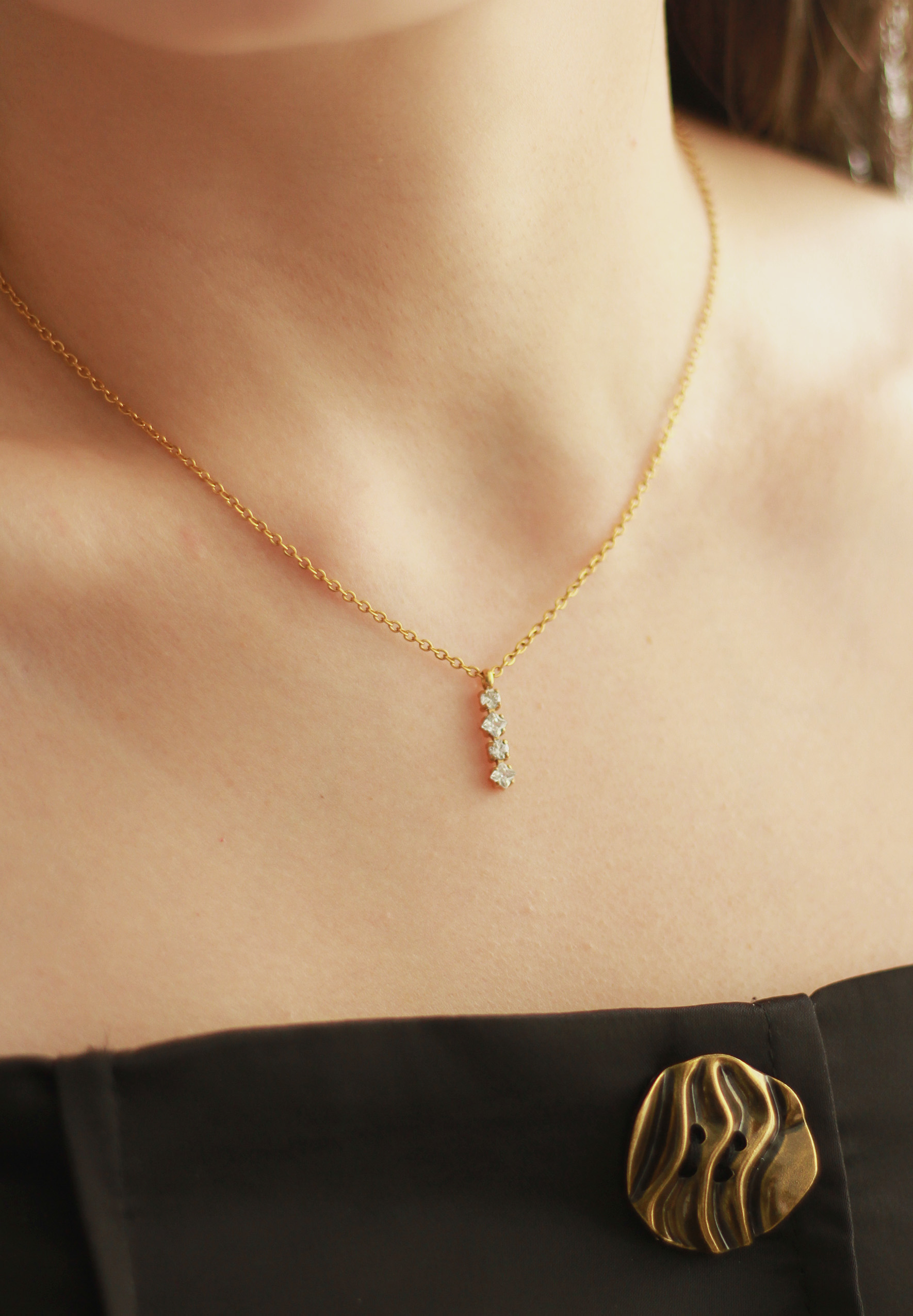 Classic Mystic Gold Chain Pendant Necklace