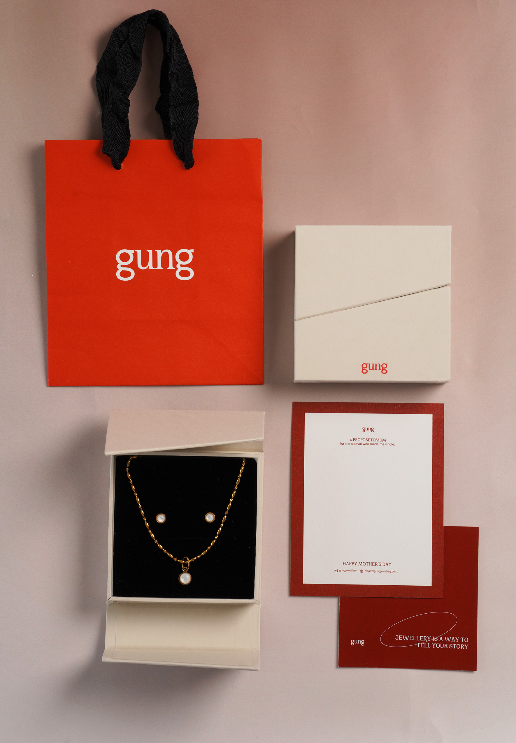 Classic Timeless Mum Gift Set