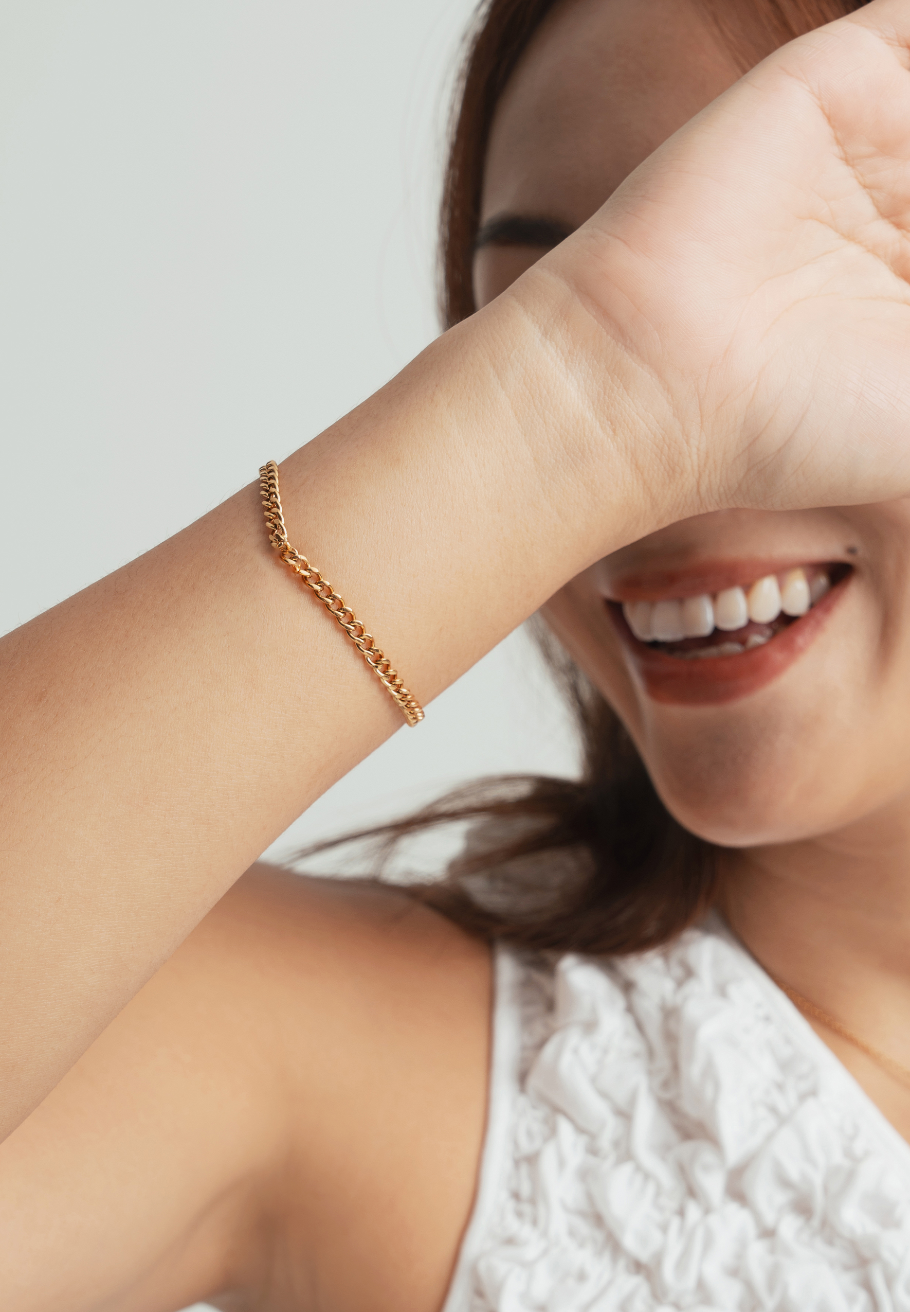 Curb Chain Gold Bracelet