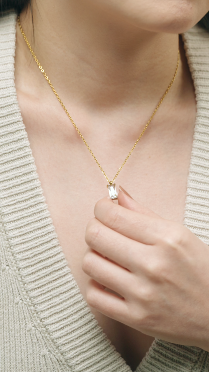 Verity Classic Pendant Gold Chain Necklace