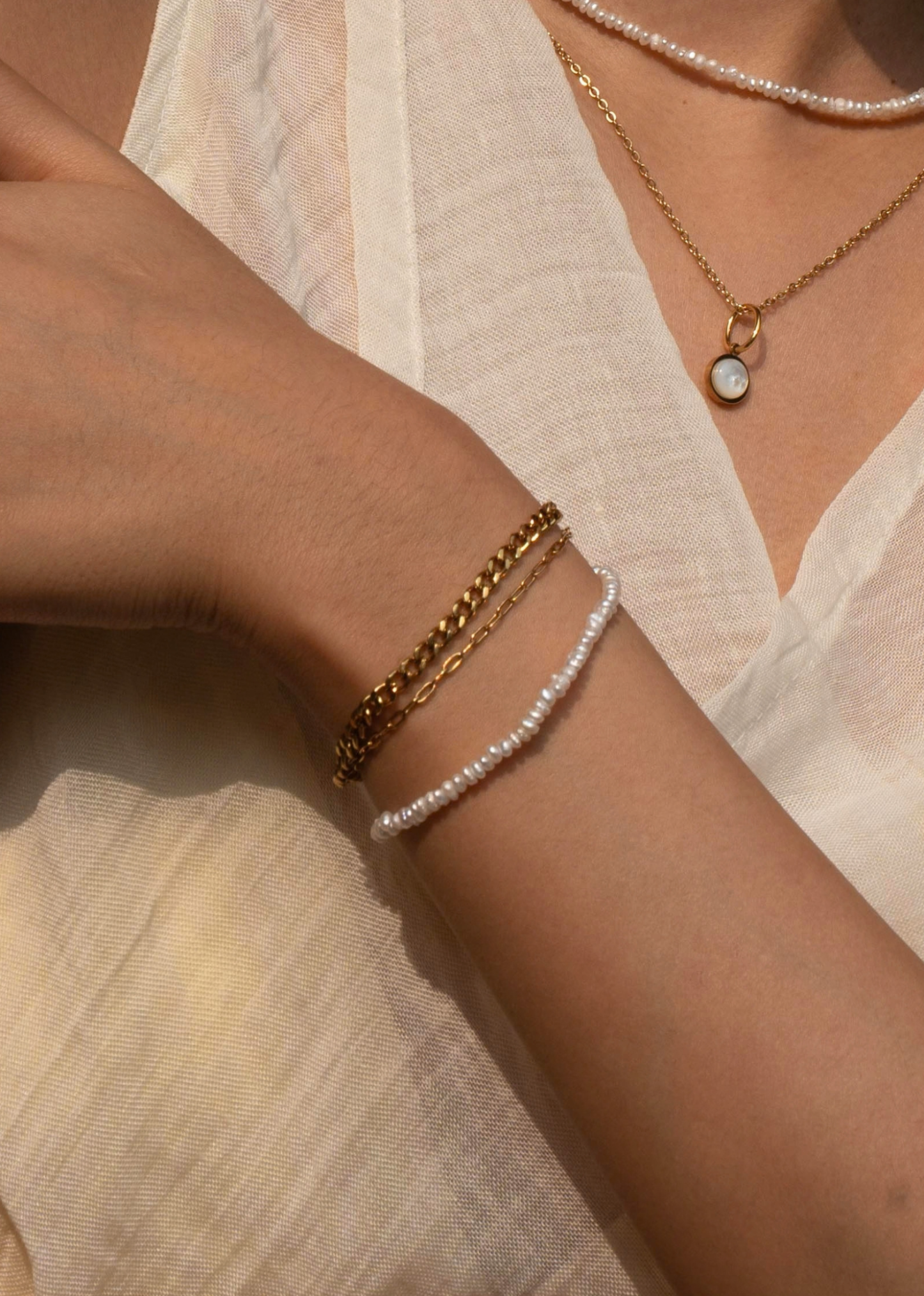 Fucata Baroque Freshwater Pearl Gold Bracelet