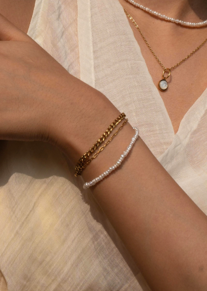Fucata Baroque Freshwater Pearl Gold Bracelet