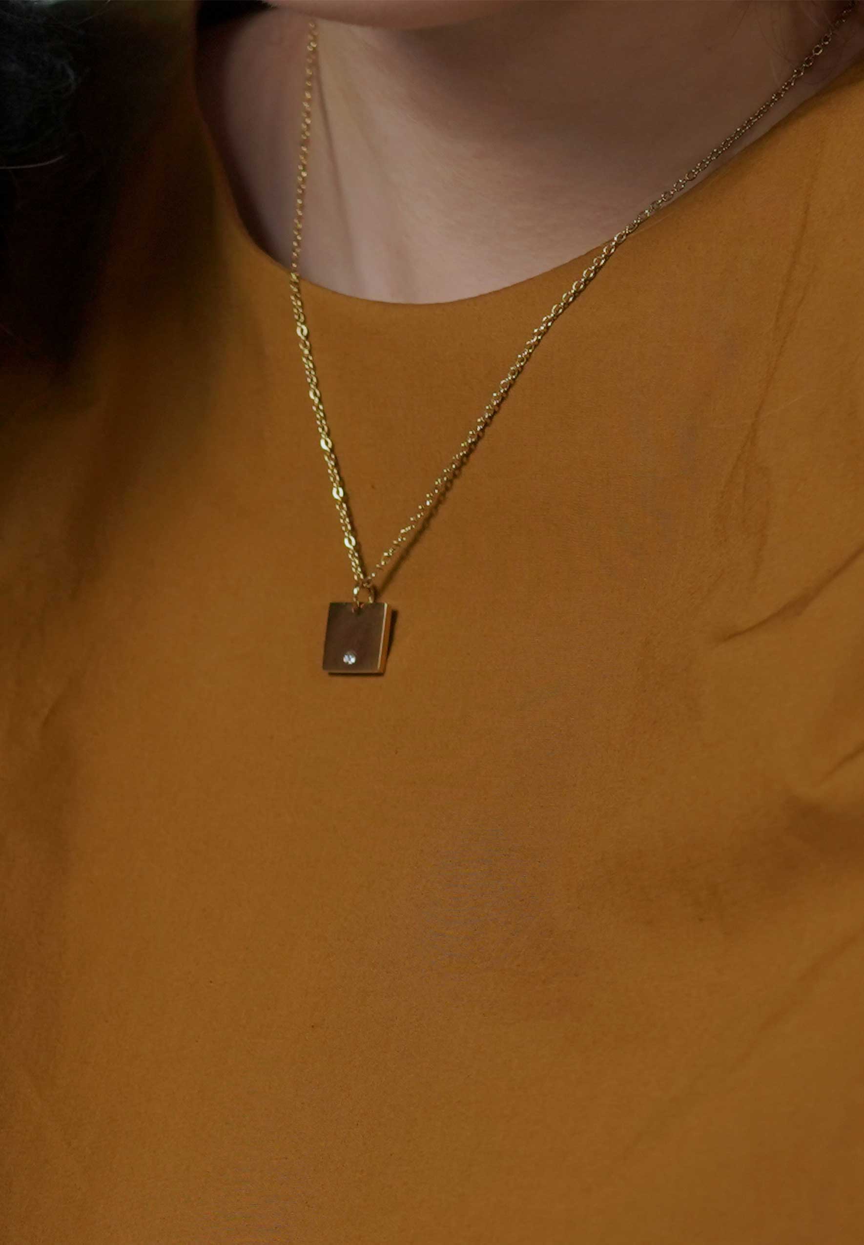 Square Gold Chain Pendant Necklace