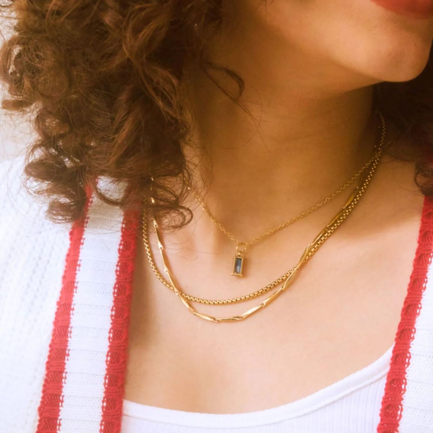 Verity Blue Sapphire Pendant Gold Necklace