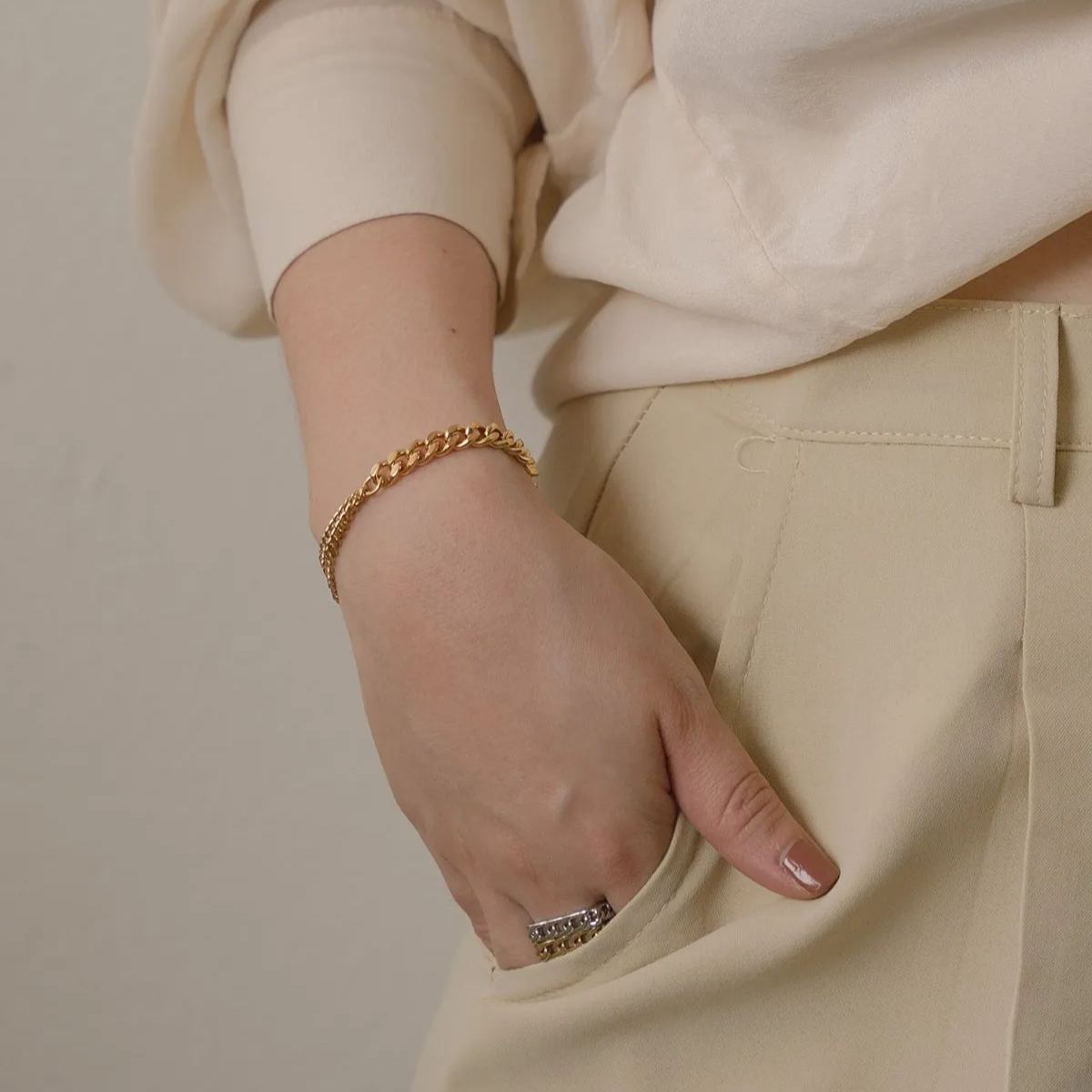 Ola Gold Chain Bracelet