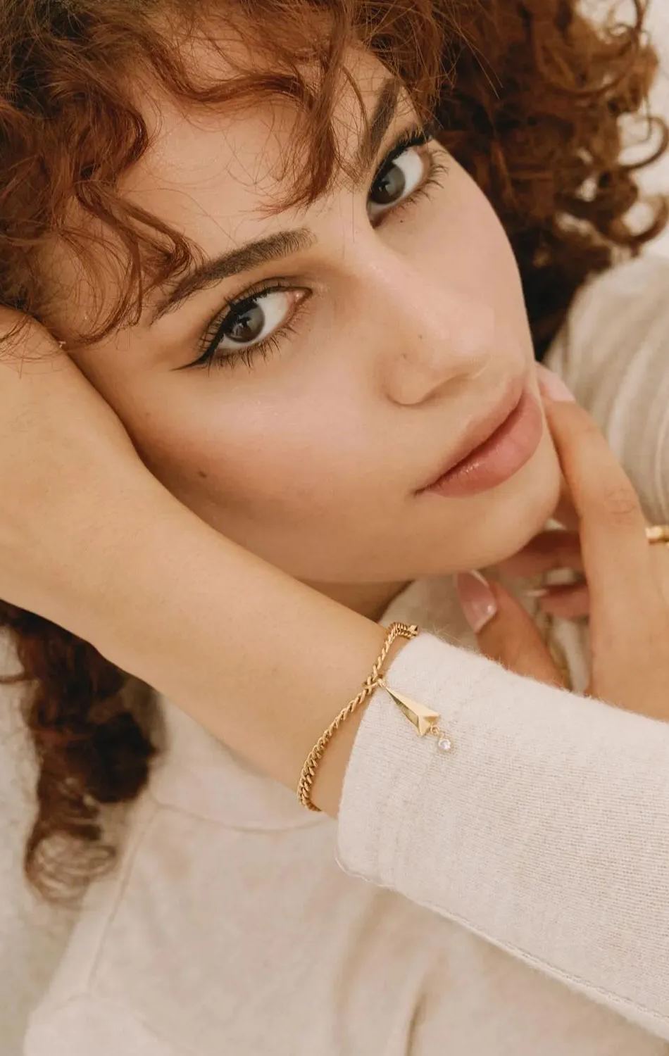 Bibelot Gold Pendant with Curb Chain Bracelet