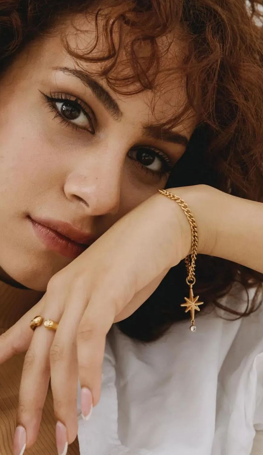 Stardust Gold Pendant with Curb Chain Bracelet