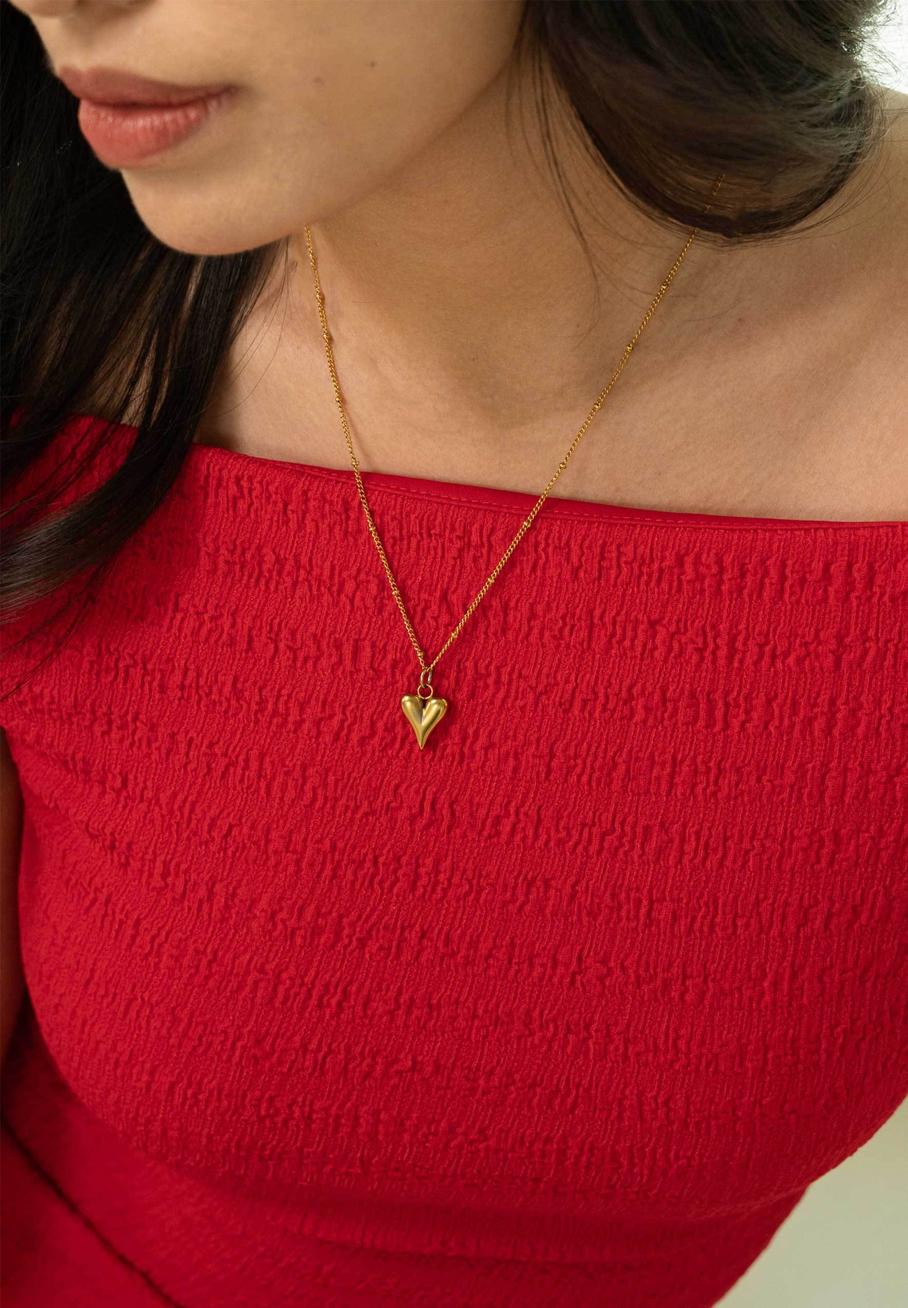 Tesoro Love Gold Chain Pendant Necklace