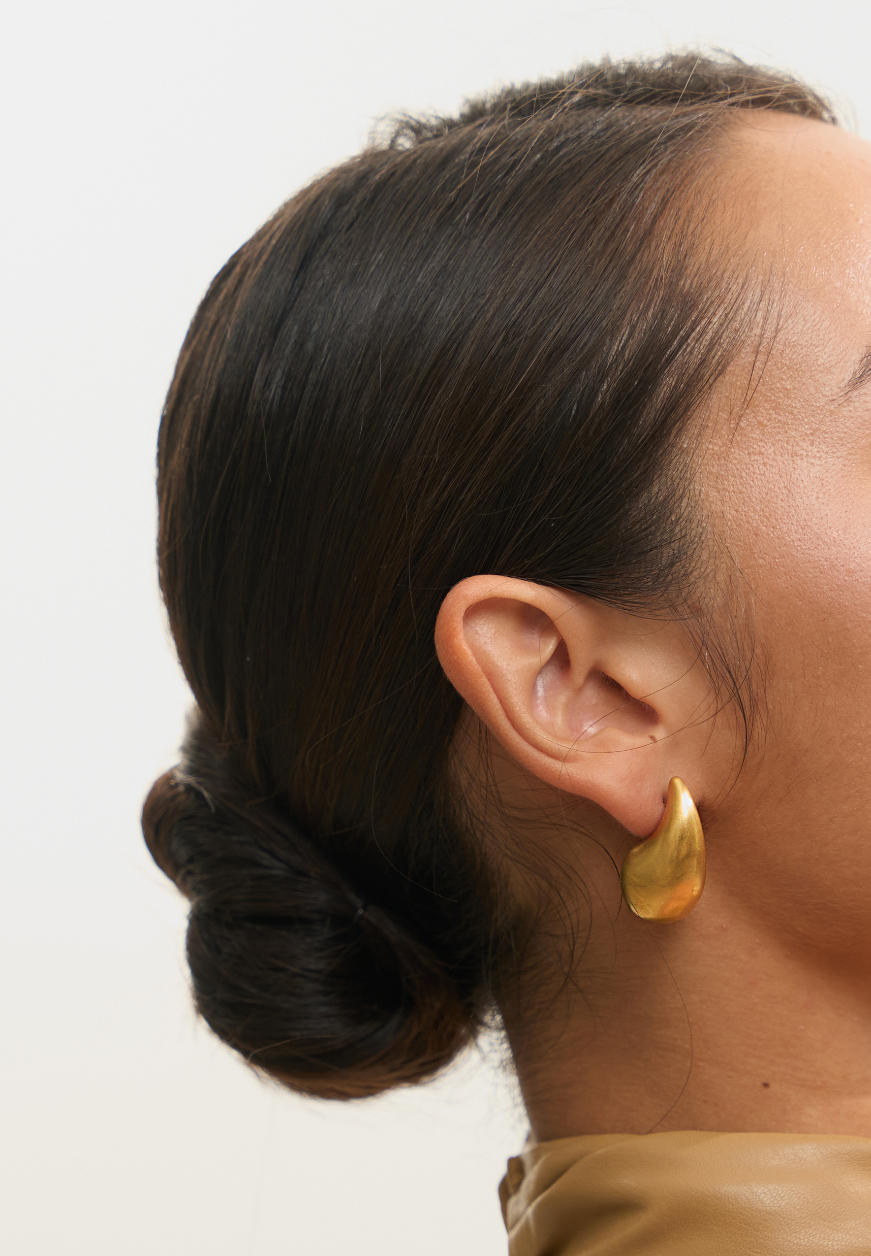 Mega Droplet Matte Gold Earrings 