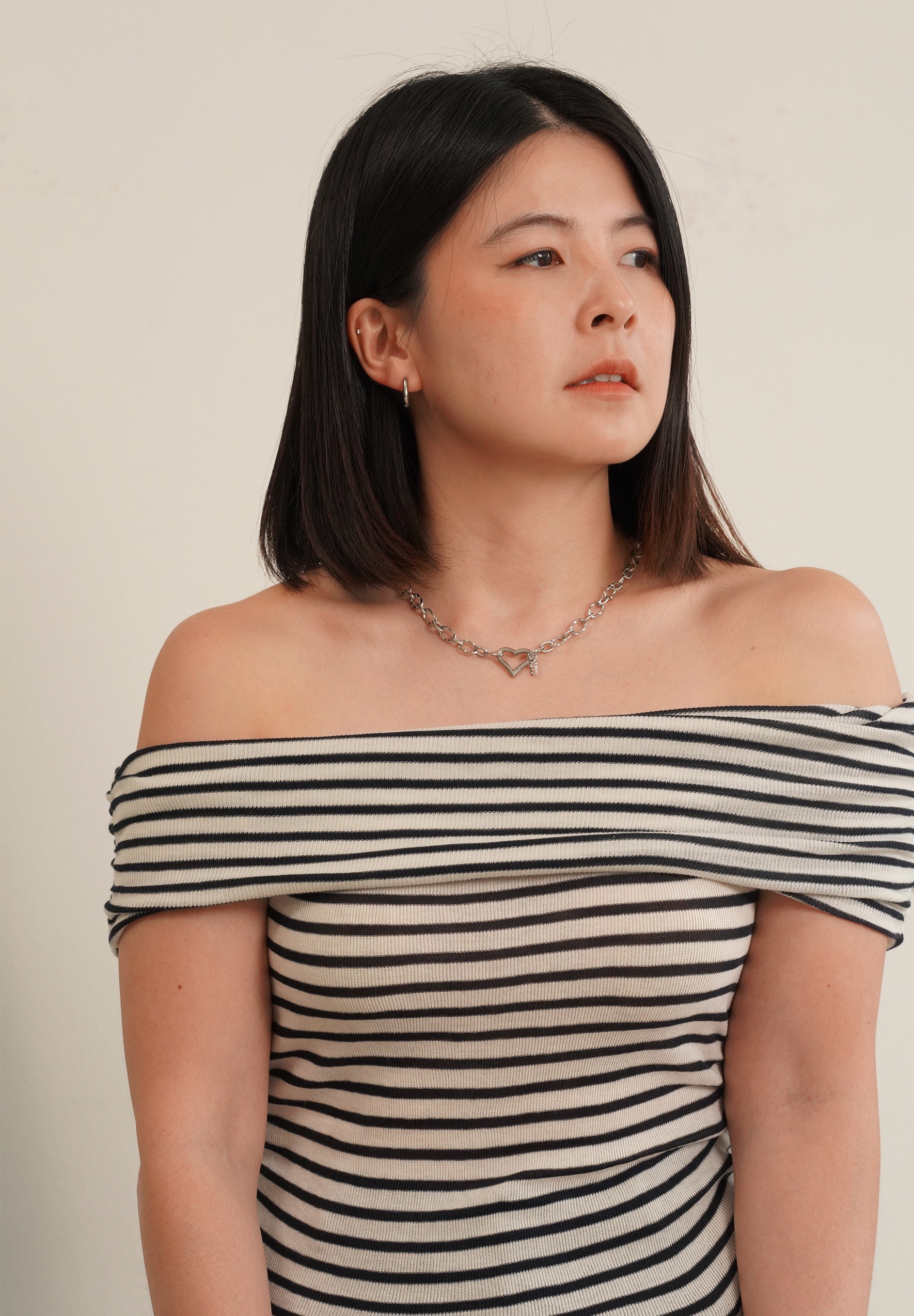 Nue Silver Clasp Chain Necklace