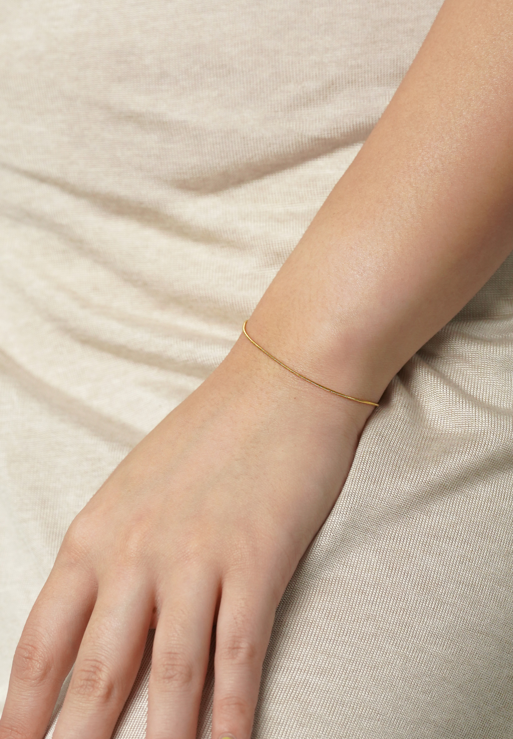 Thin Snake Gold Chain Bracelet