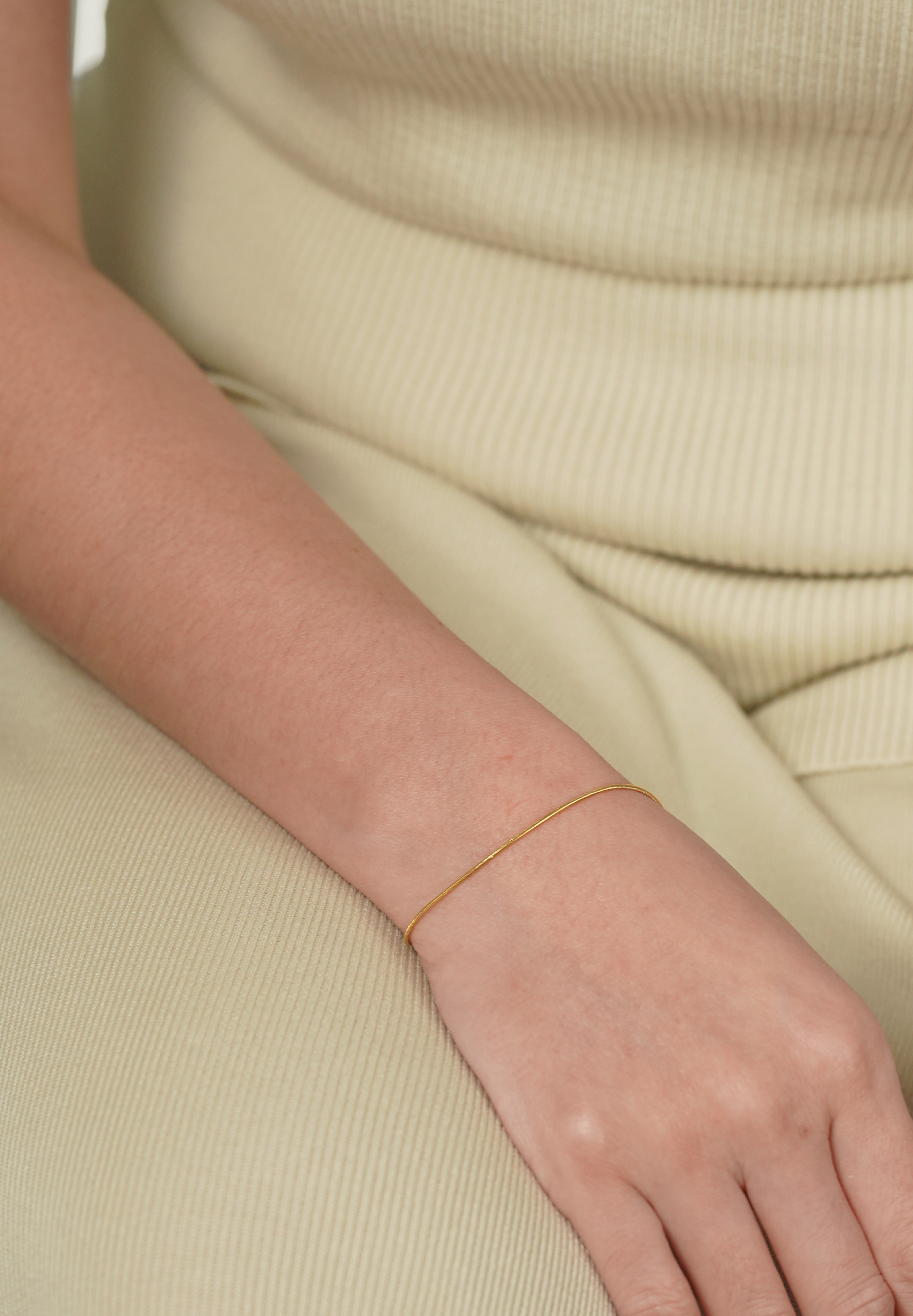 Thin Snake Gold Chain Bracelet