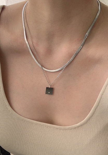 Square Silver Chain Pendant Necklace