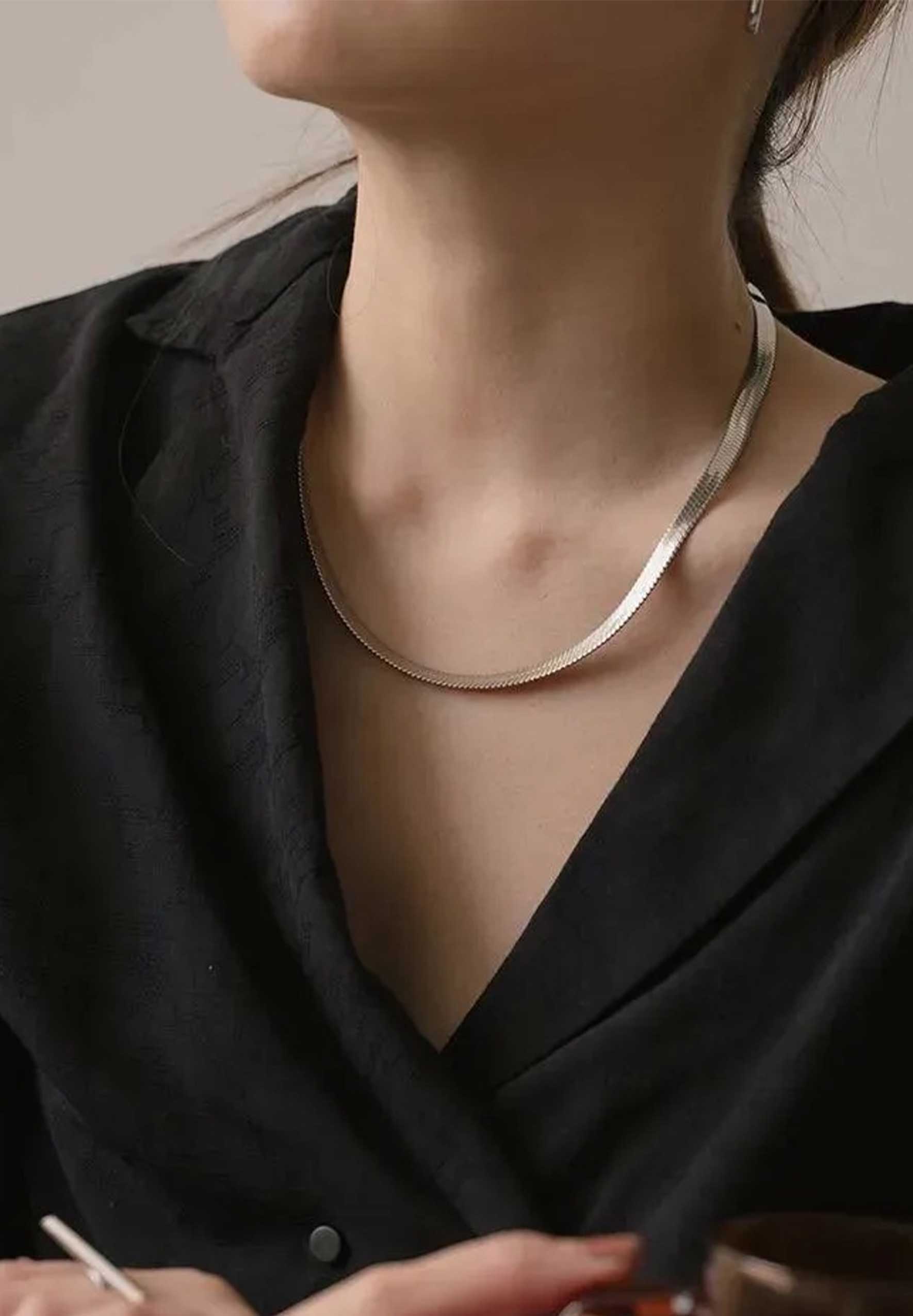 Herringbone Flat Bold Silver Chain Necklace