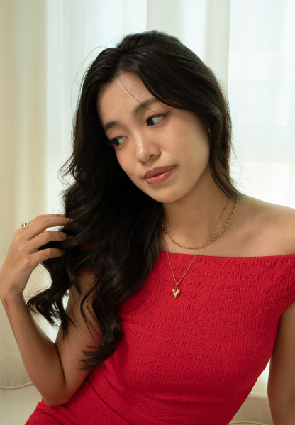 Tesoro Love Gold Chain Pendant Necklace