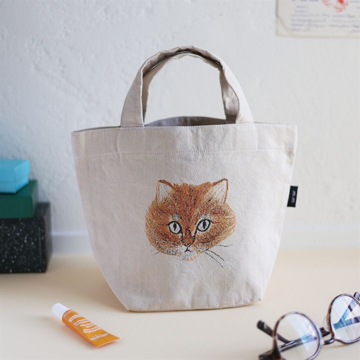 松尾Miyuki貓貓刺繡餃子袋