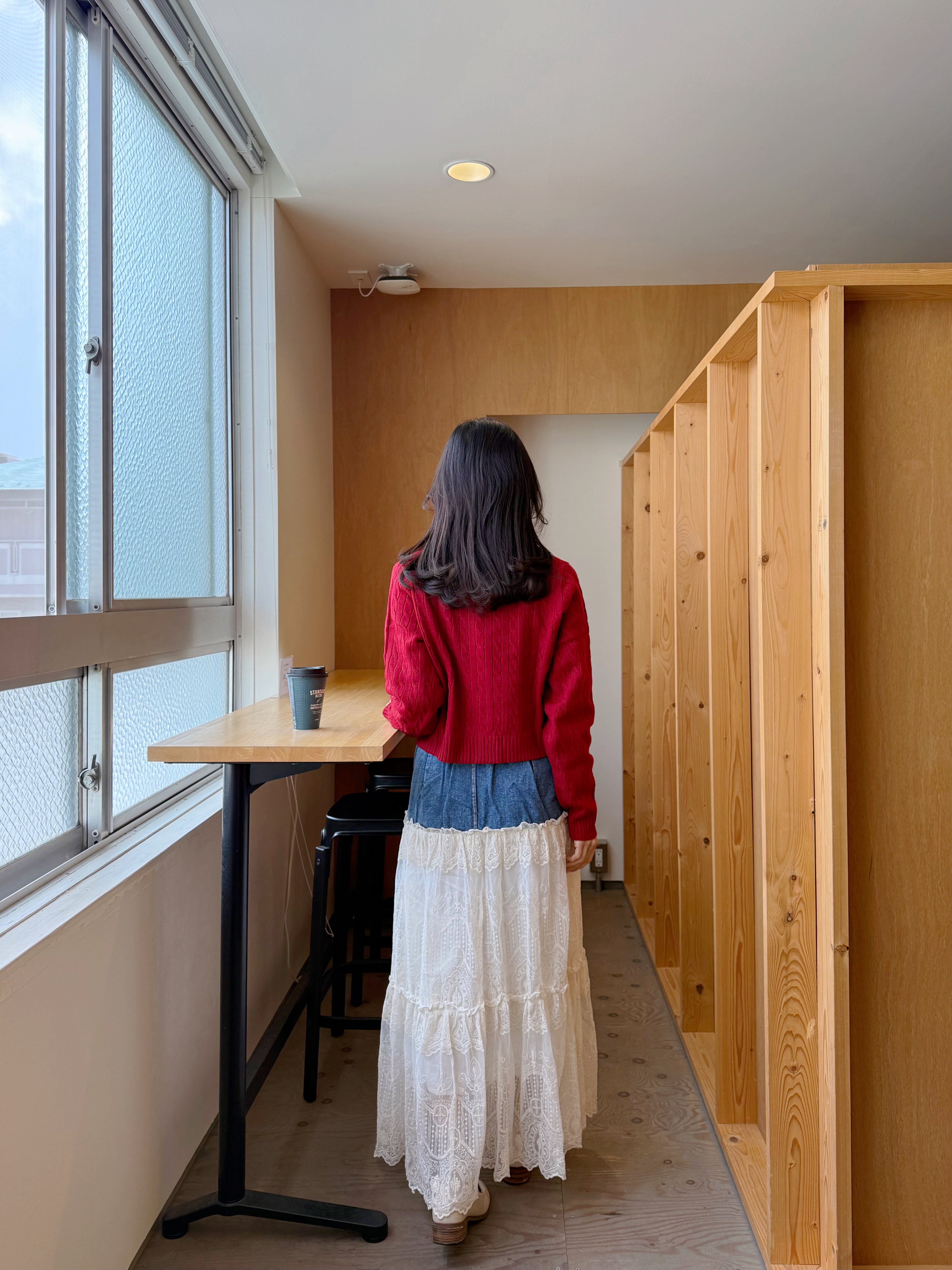 2色•牛仔拼蕾絲A line半身裙