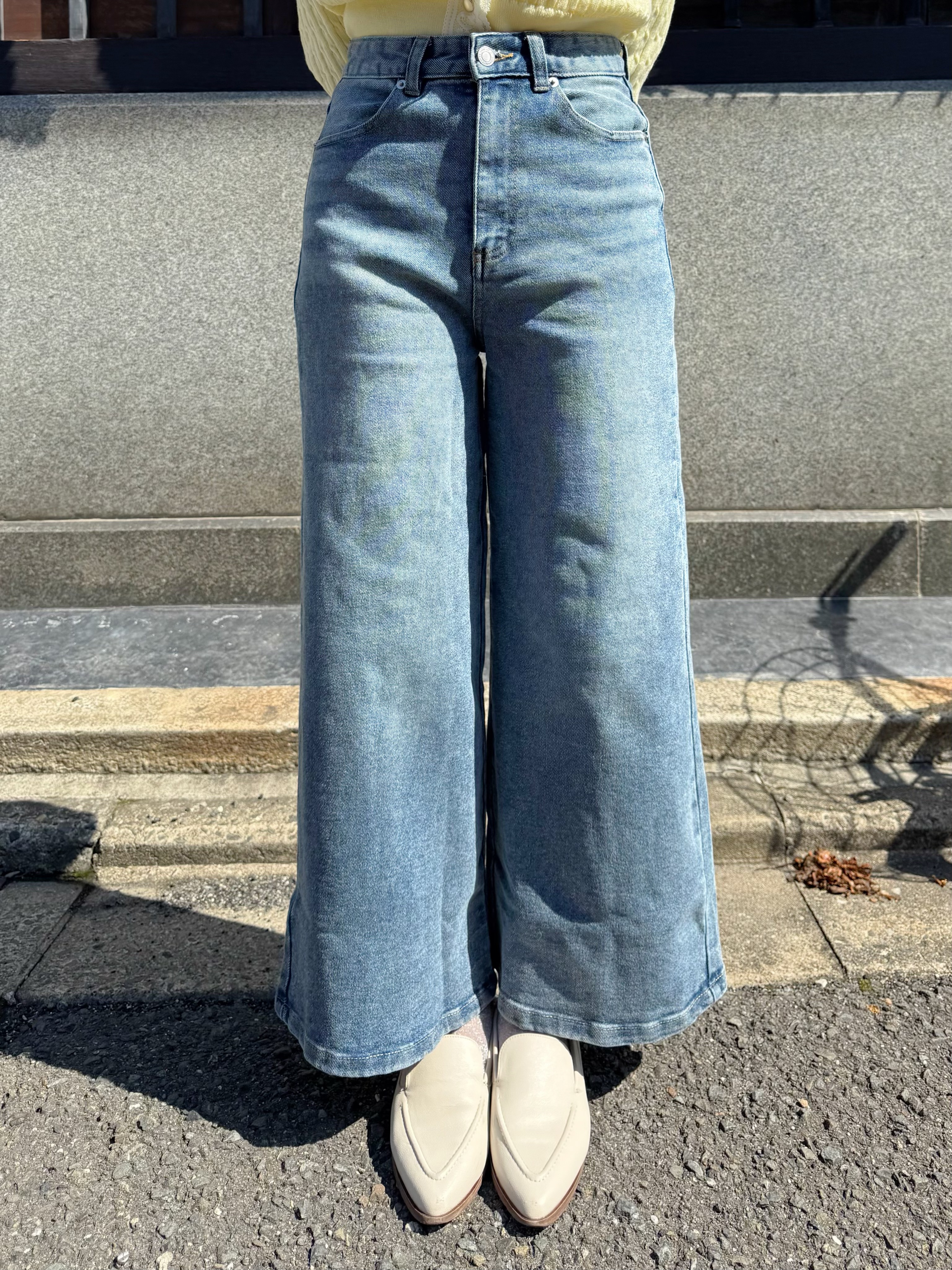 2色•闊腳洗水牛仔褲