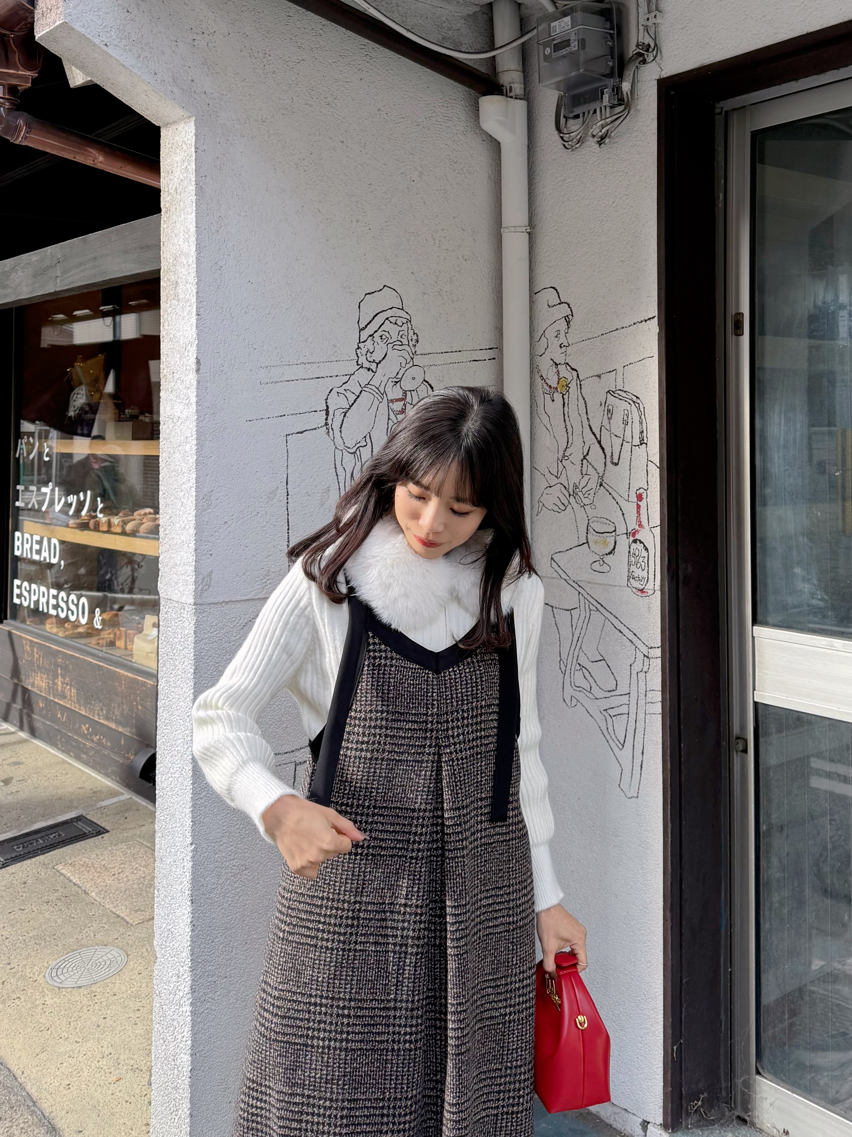 格仔吊帶薄絨有袋連身裙