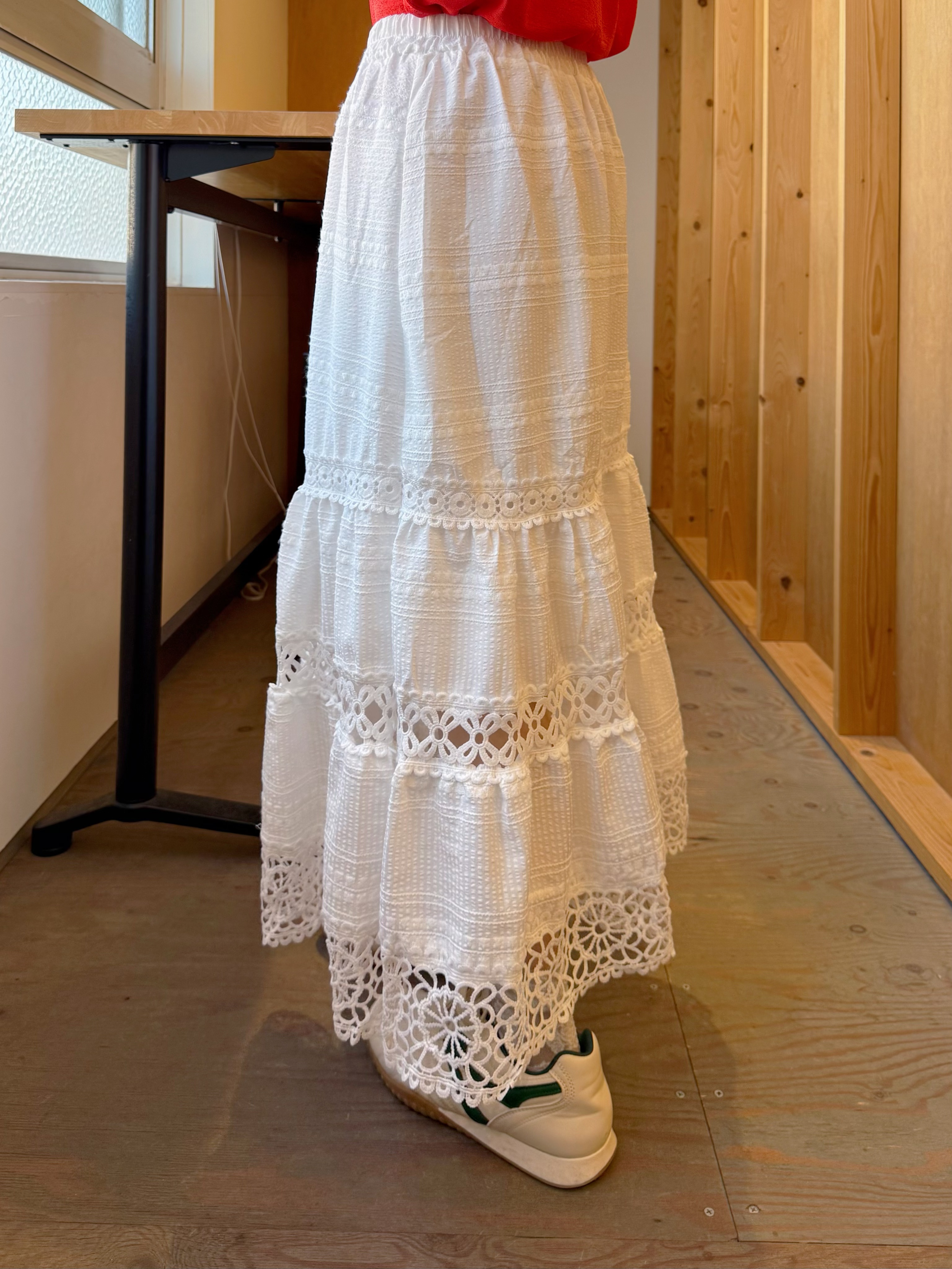 2色•蕾絲拼接雪紡半身裙