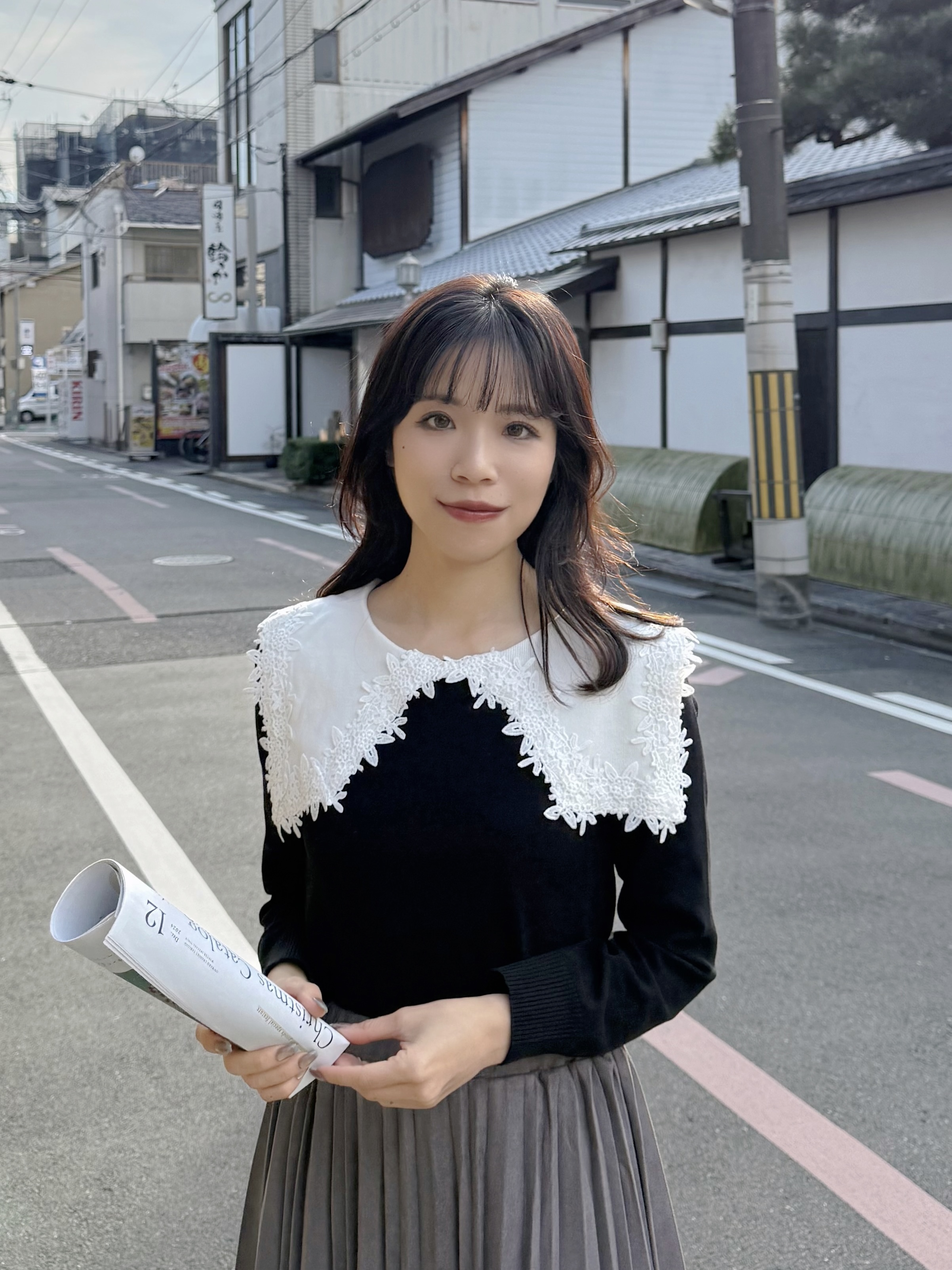 2色•蕾絲花邊大領針織上衣