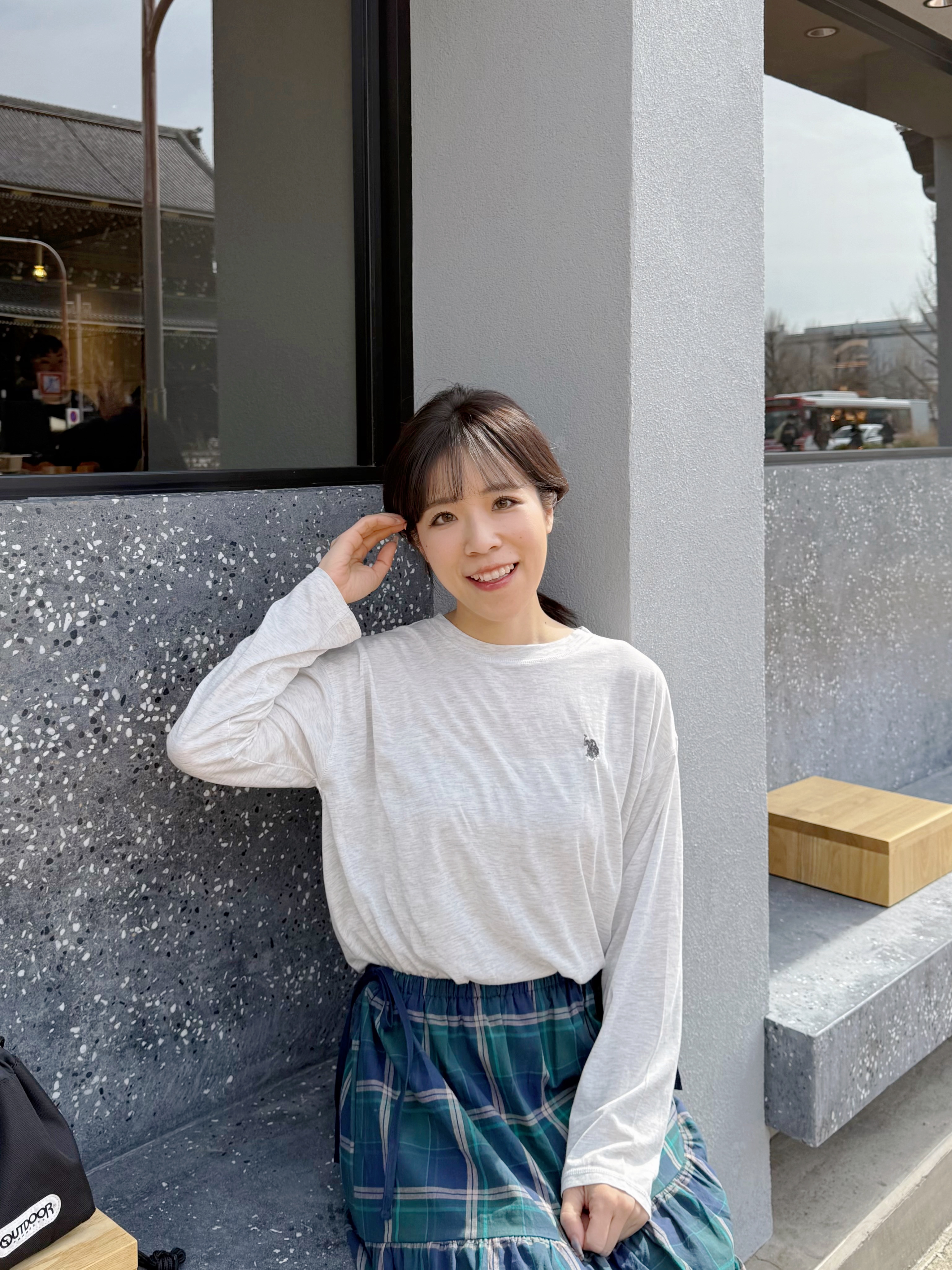 6色•Polo薄款刺繡Logo Tee