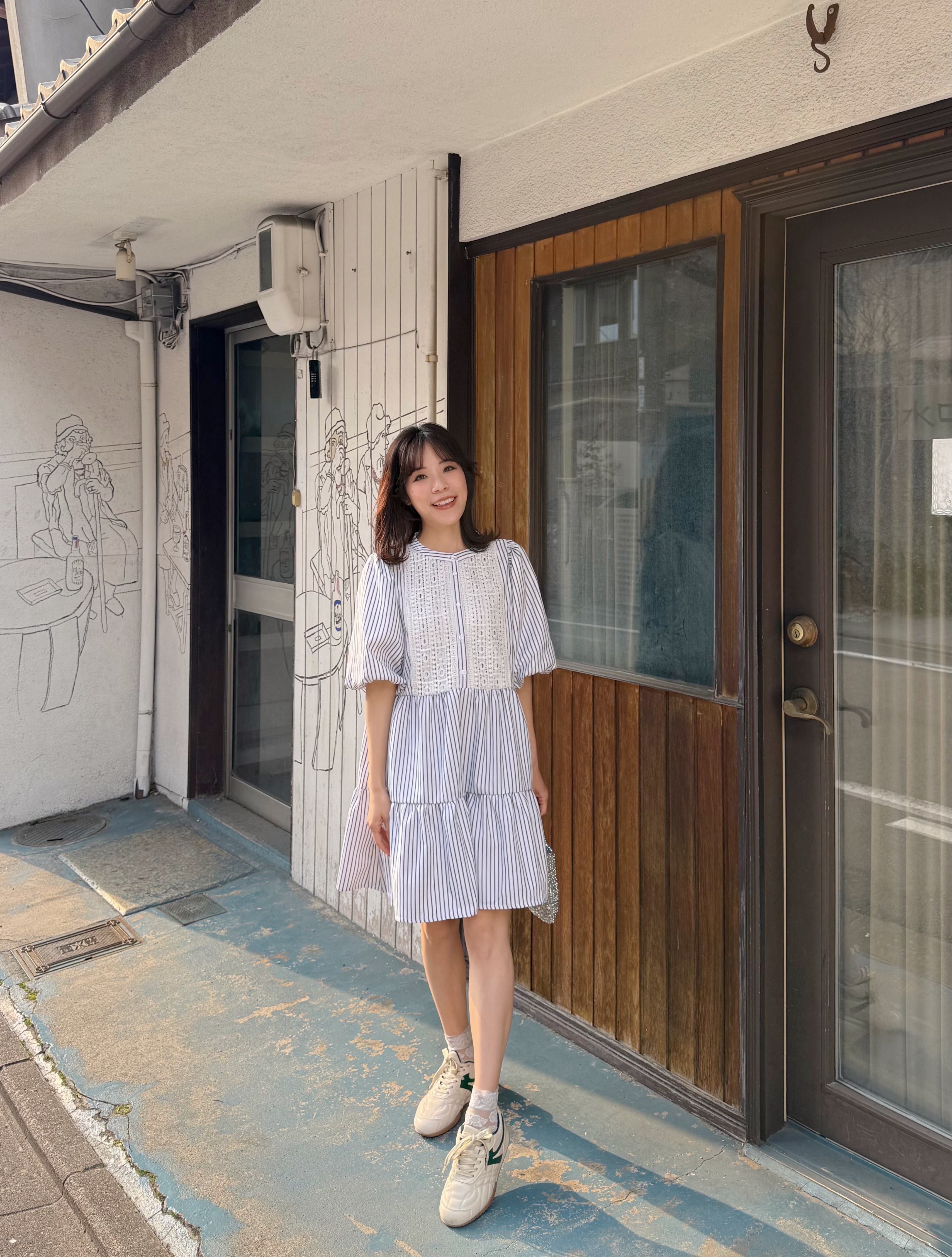 刺繡直條紋泡泡袖雪紡連身裙