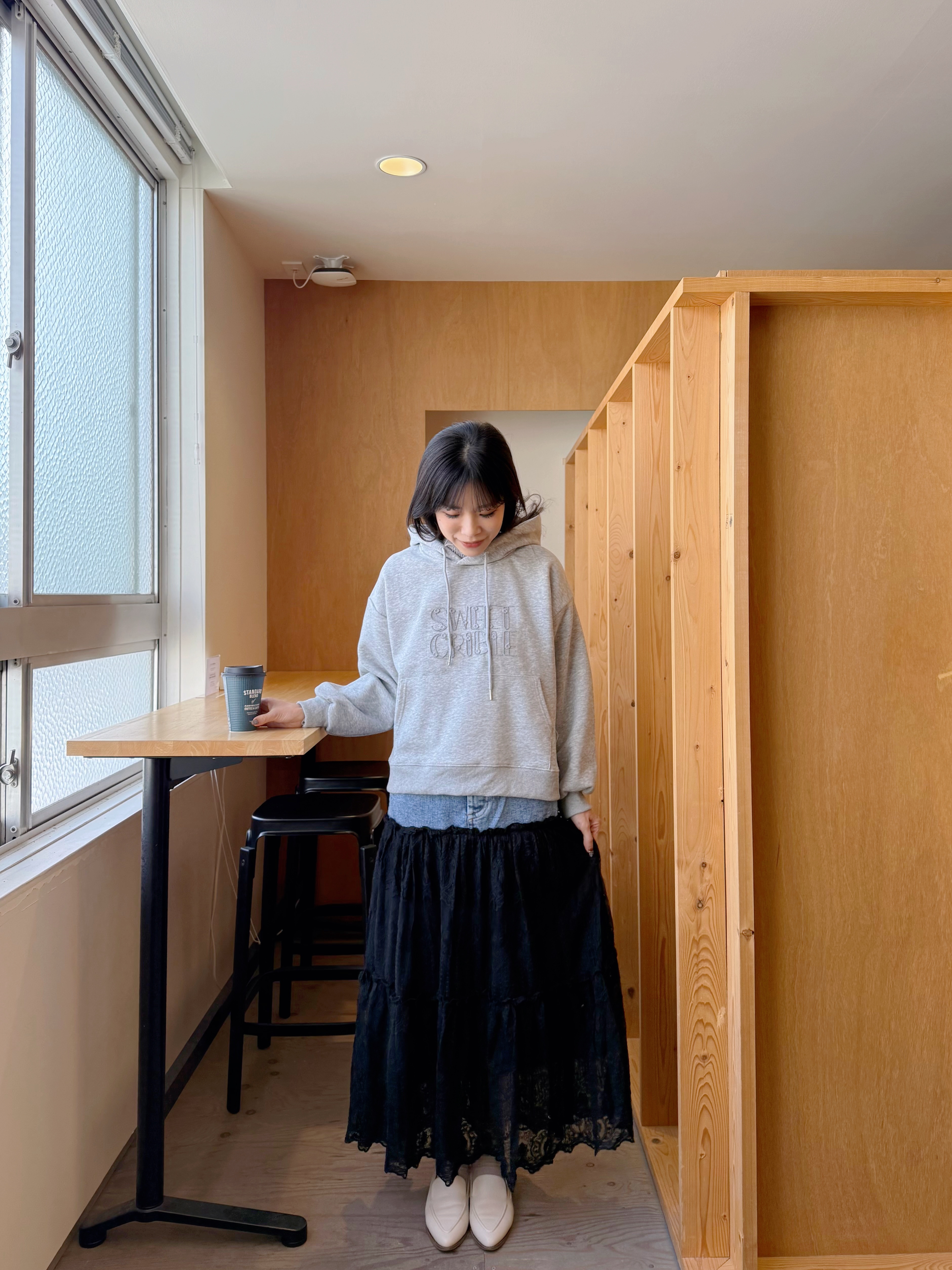 字母刺繡無加厚連帽衛衣